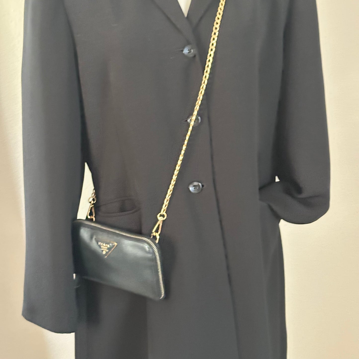 Authentic PRADA Saffiano Triangle Full Zip Wallet