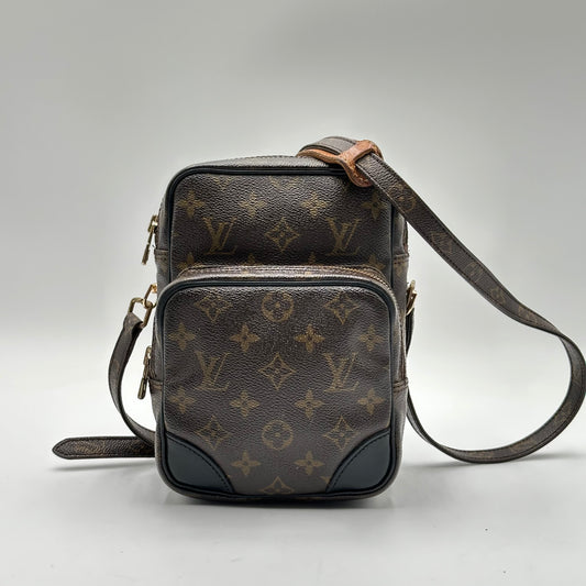 Authentic Louis Vuitton 1990 Monogram Amazone MM Crossbody