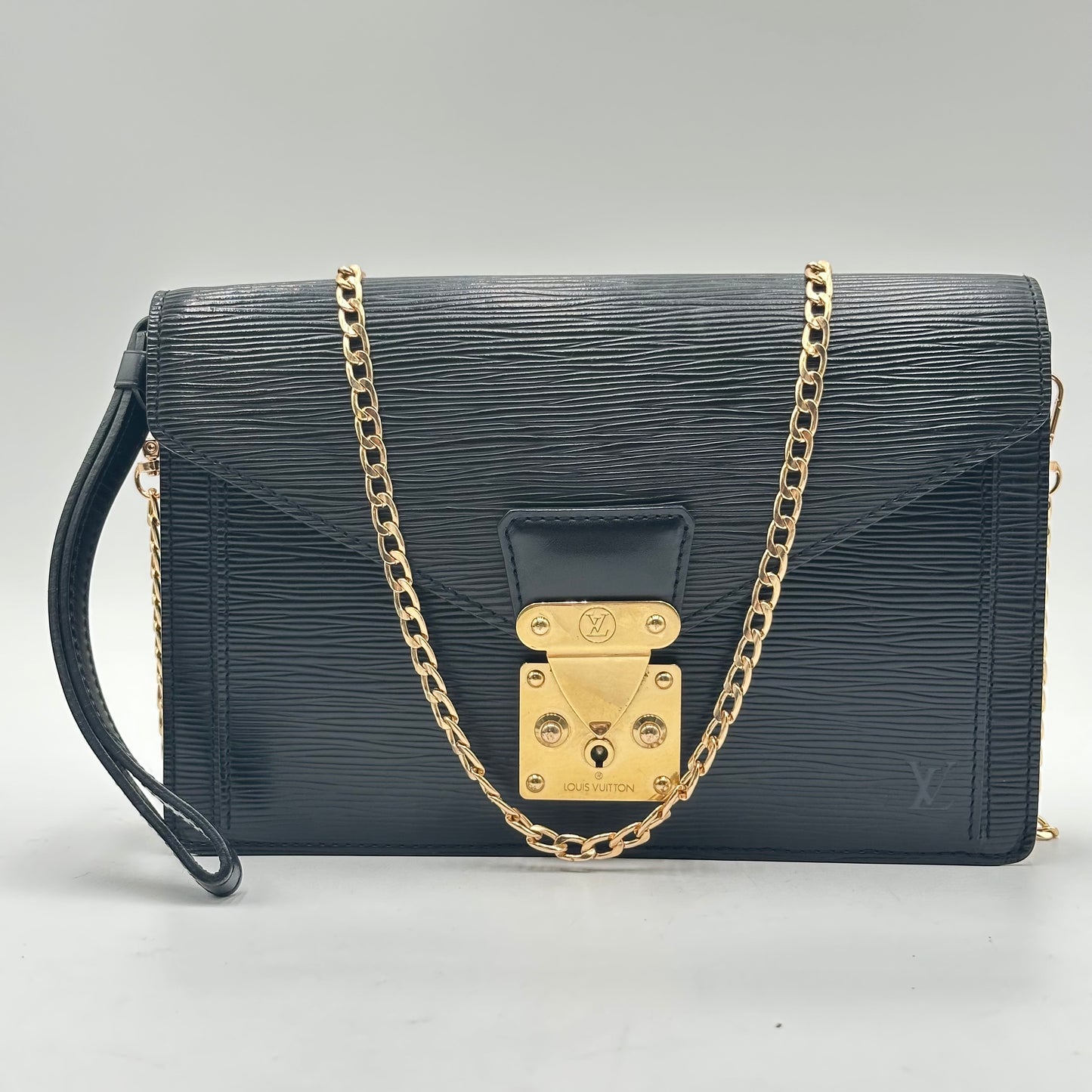 Authentic Louis Vuitton 2000 Black Epi Dragonne Sellier Clutch Crossbody