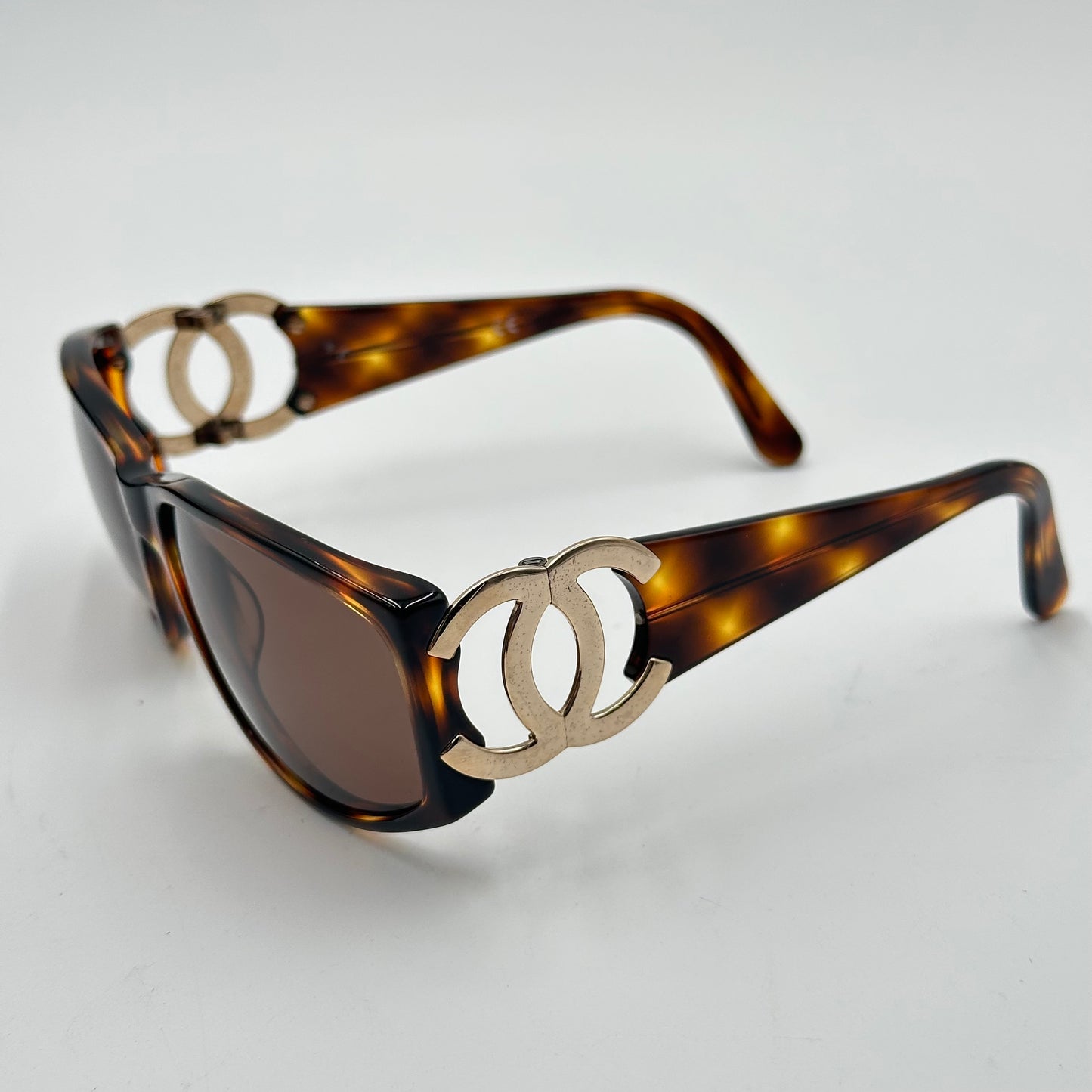 Authentic CHANEL CC Brown Tortoise Shell Sunglasses
