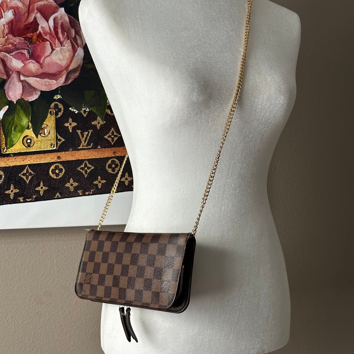 Authentic Louis Vuitton 2009 Damier Ebene Insolite Wallet Crossbody