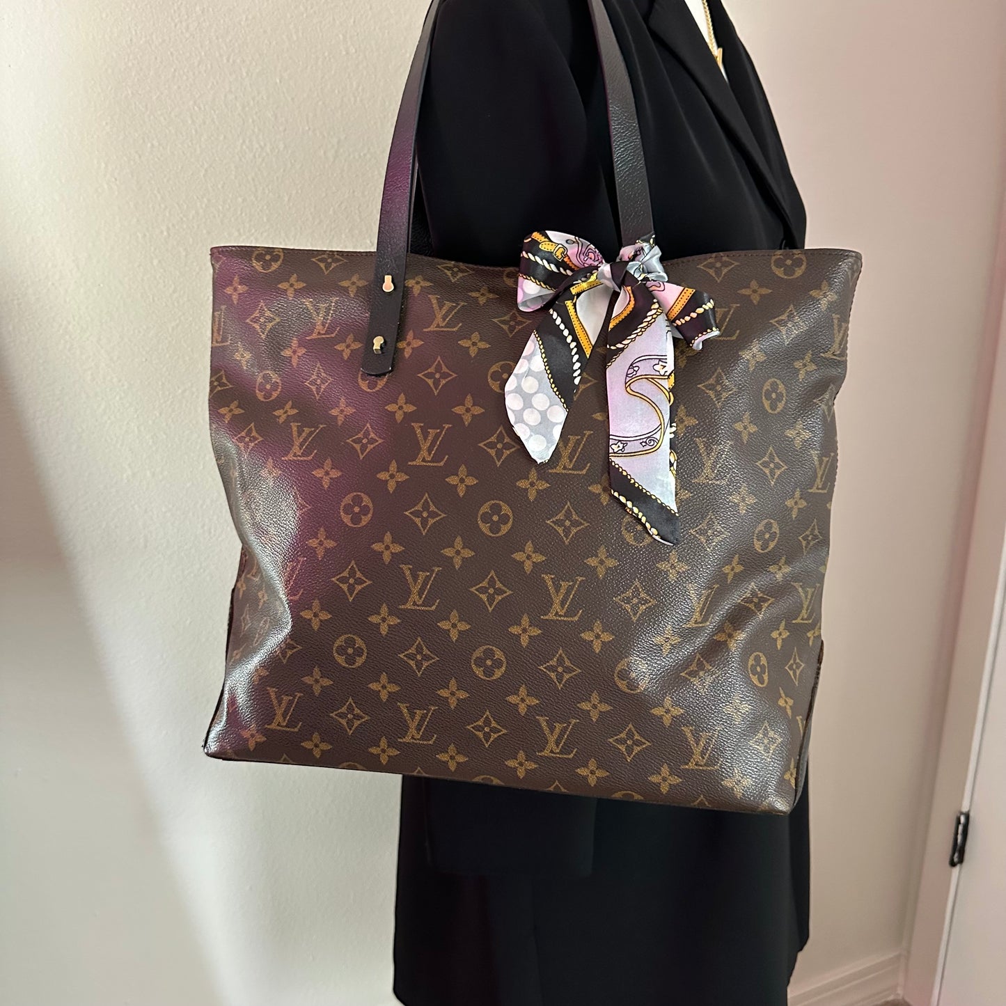 Authentic Louis Vuitton 1999 Monogram Cabas Mezzo Tote