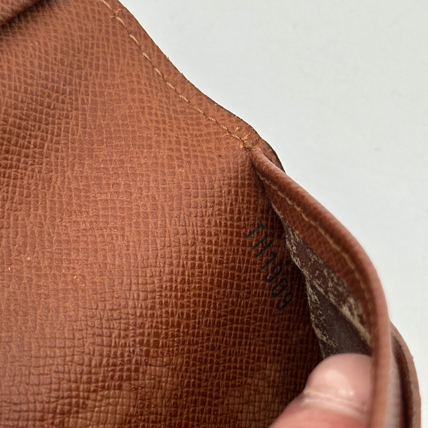 Authentic Louis Vuitton 1999 Monogram Trifold Wallet Crossbody