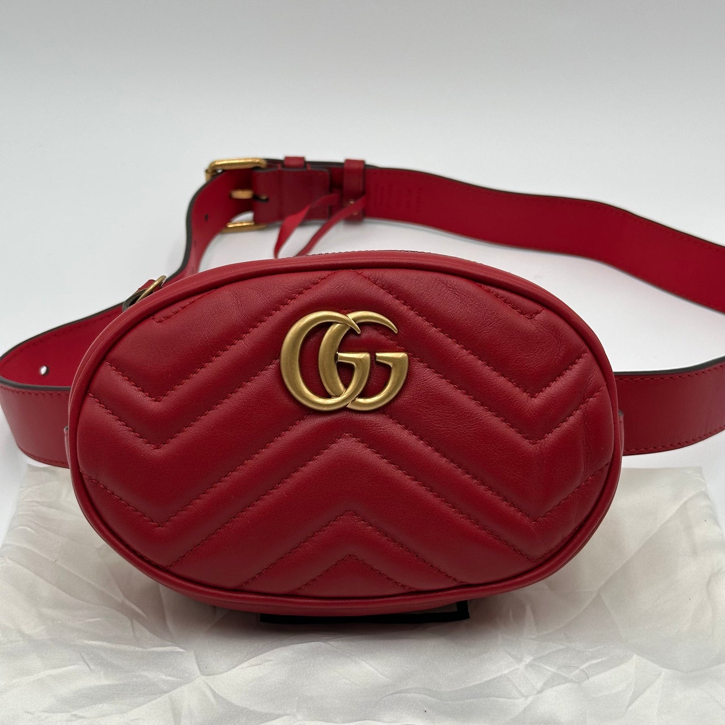 Authentic GUCCI Red GG Marmont Belt Bag