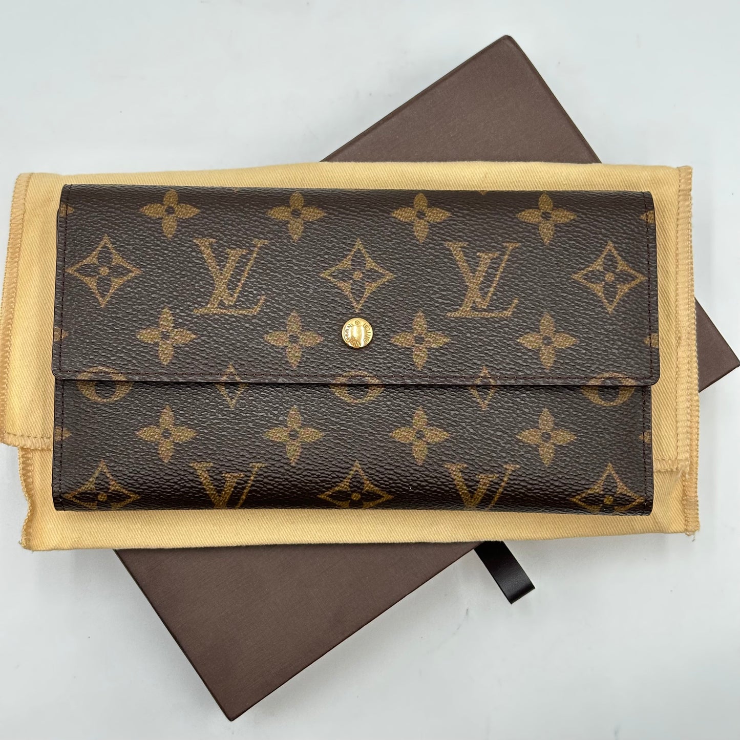 Authentic Louis Vuitton 1999 Monogram Trifold Wallet Crossbody