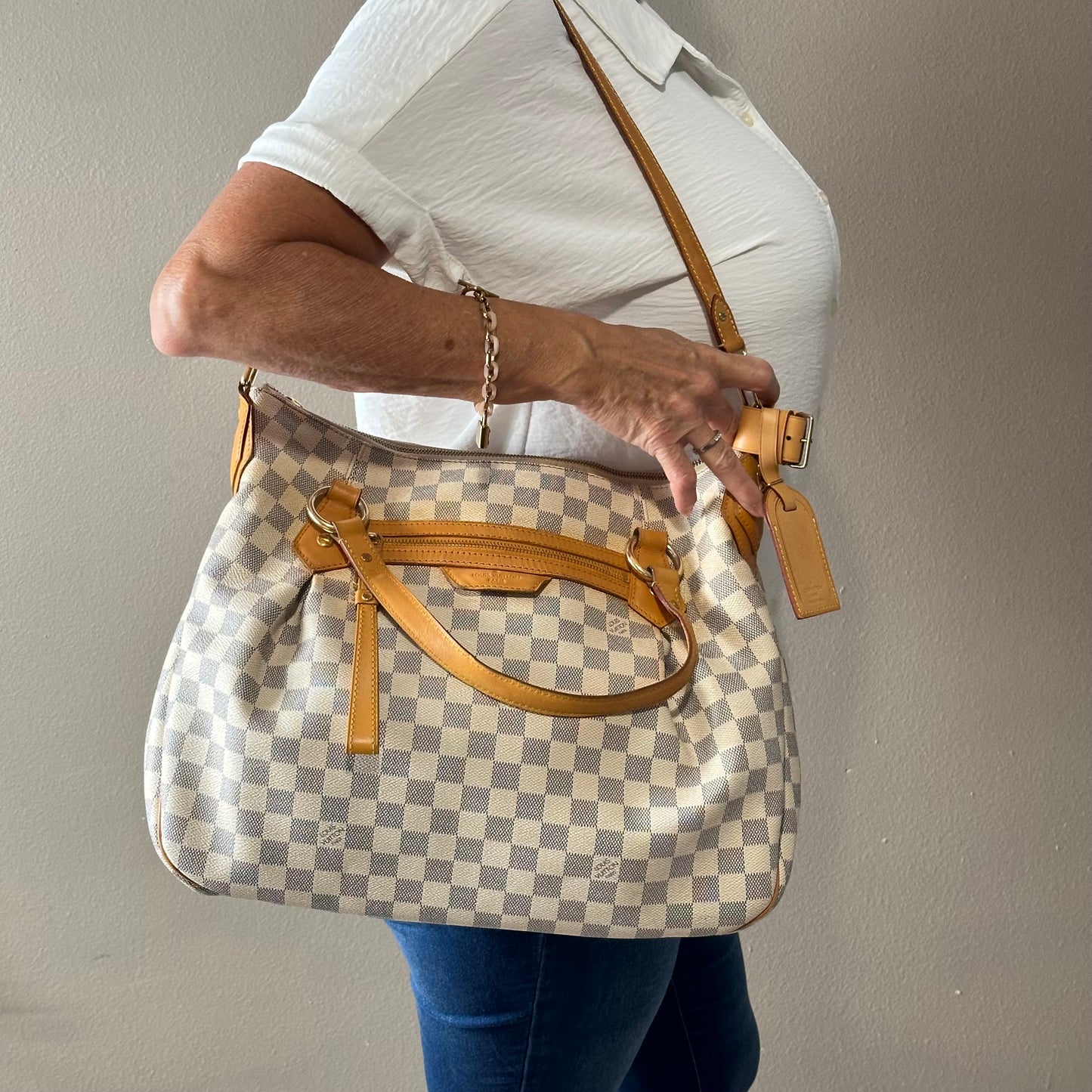 2011 Authentic louis Vuitton Damier Azur Evora MM Handbag Crossbody