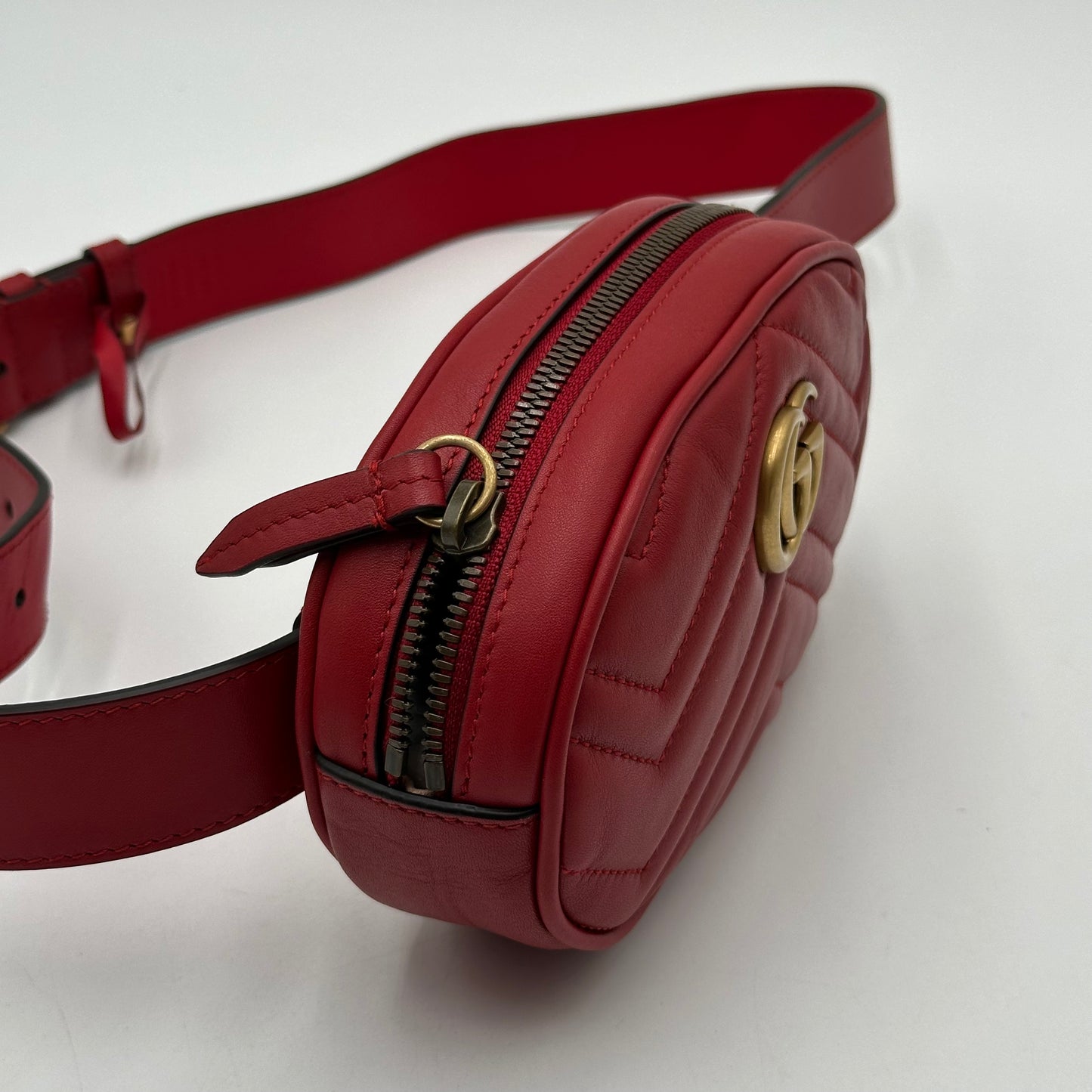 Authentic GUCCI Red GG Marmont Belt Bag