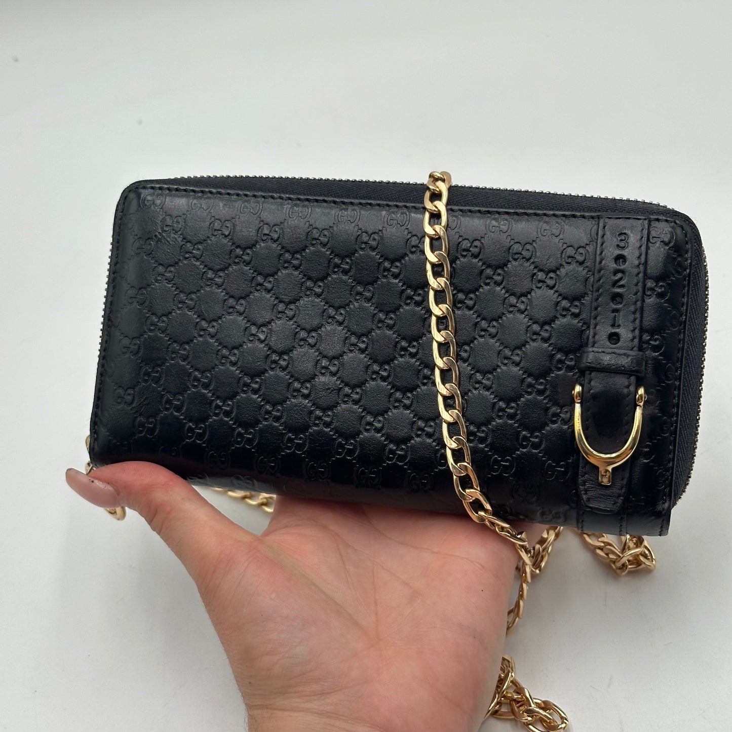 Authentic GUCCI Black Microguccisima Full Zipper Wallet Crossbody