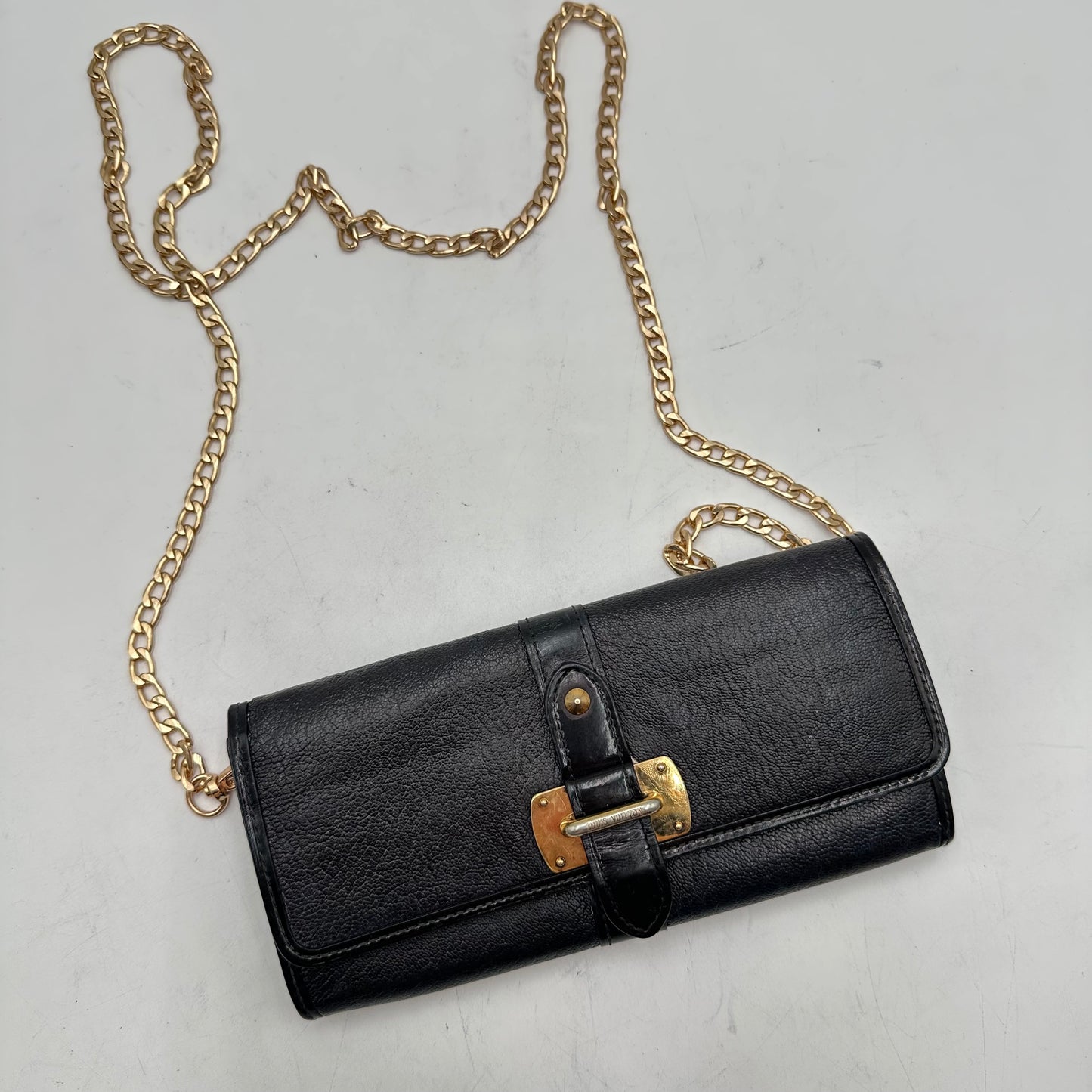 Authentic Louis Vuitton 2010 Suhali Sarah Wallet Crossbody