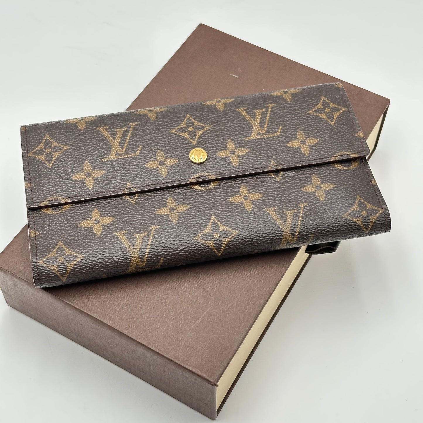 Authentic Louis Vuitton 1999 Monogram Trifold Wallet Crossbody