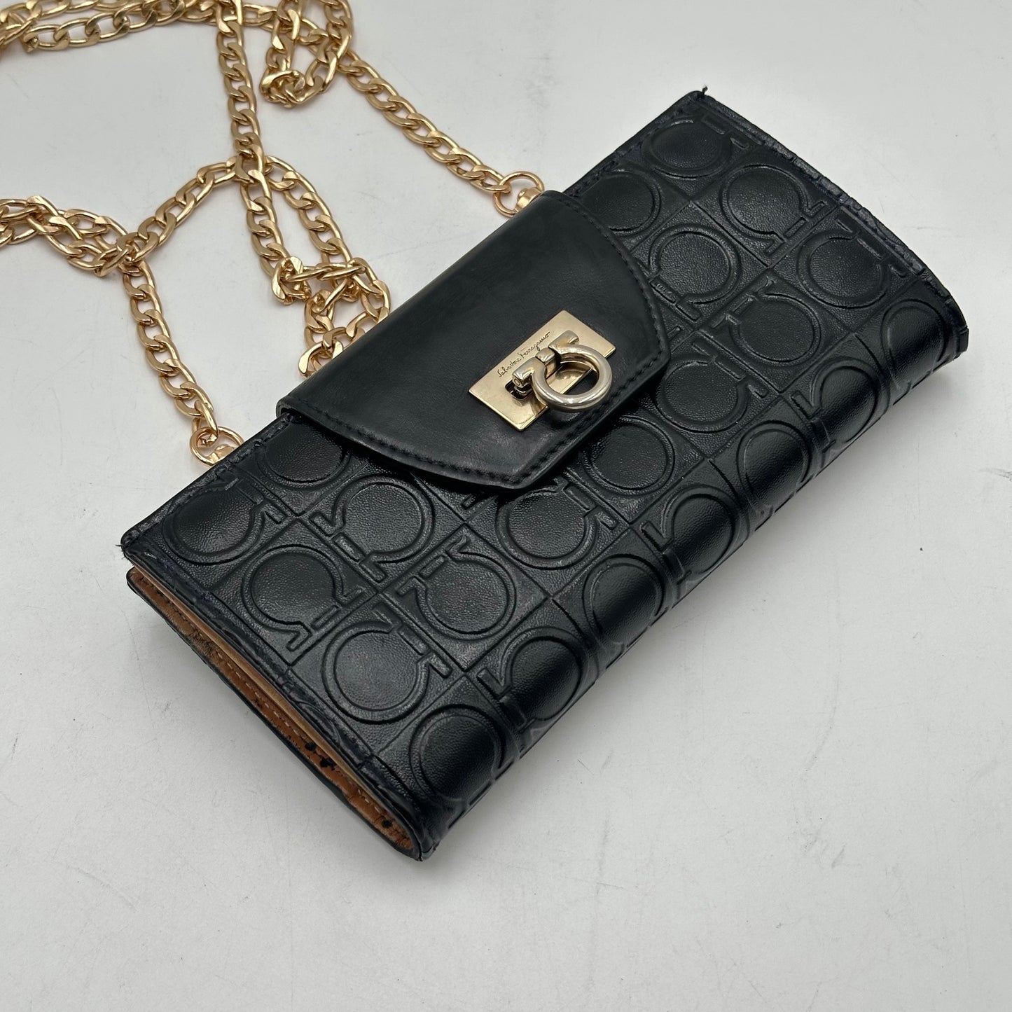 Authentic Authentic Ferragamo Black Snaplock Wallet Crossbody