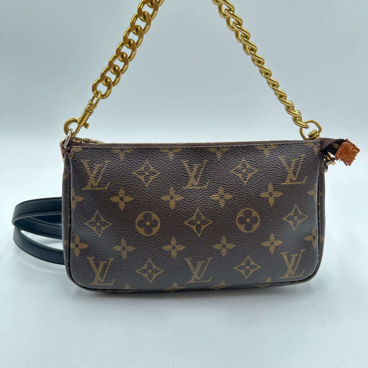 Authentic Louis Vuitton 2002 Monogram Pochette Accessoires Crossbody