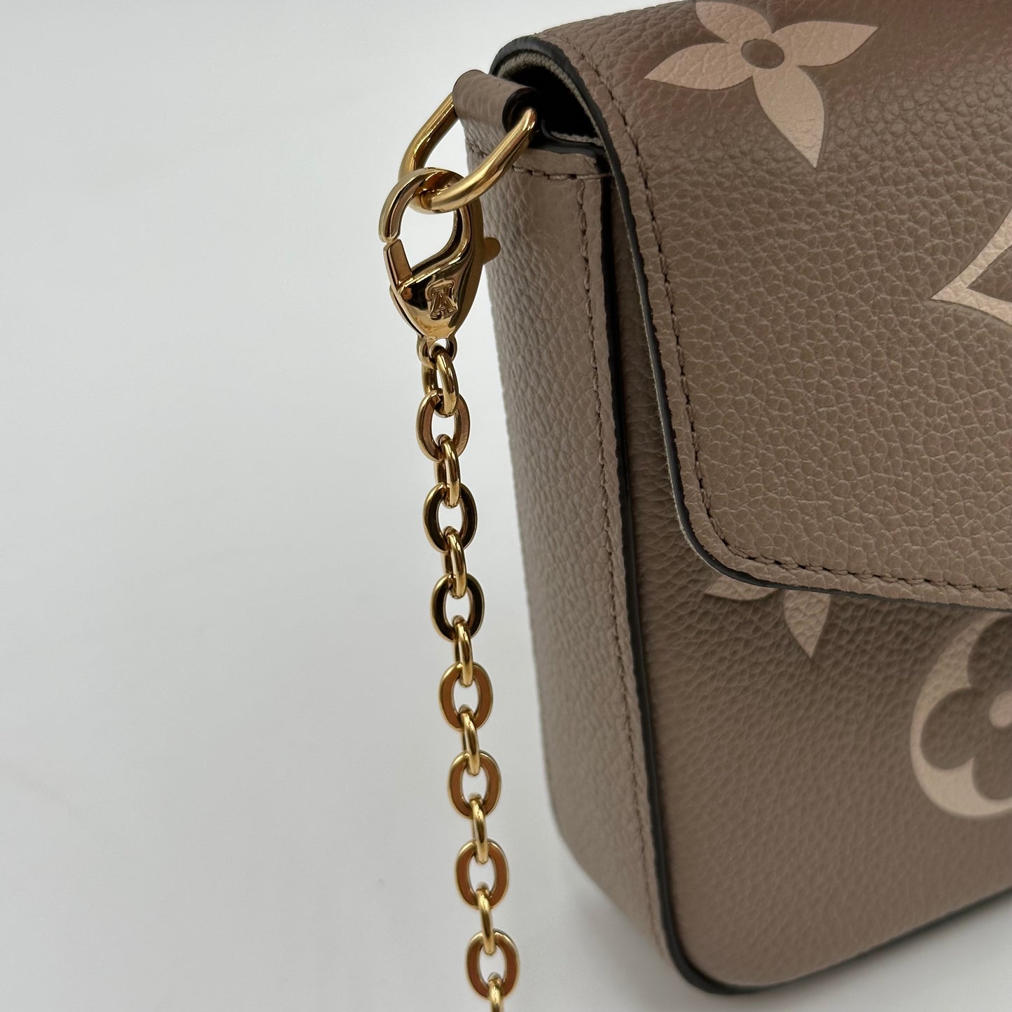 Authentic Louis Vuitton Turtledove Empreinte Felicie Pochette Crossbody