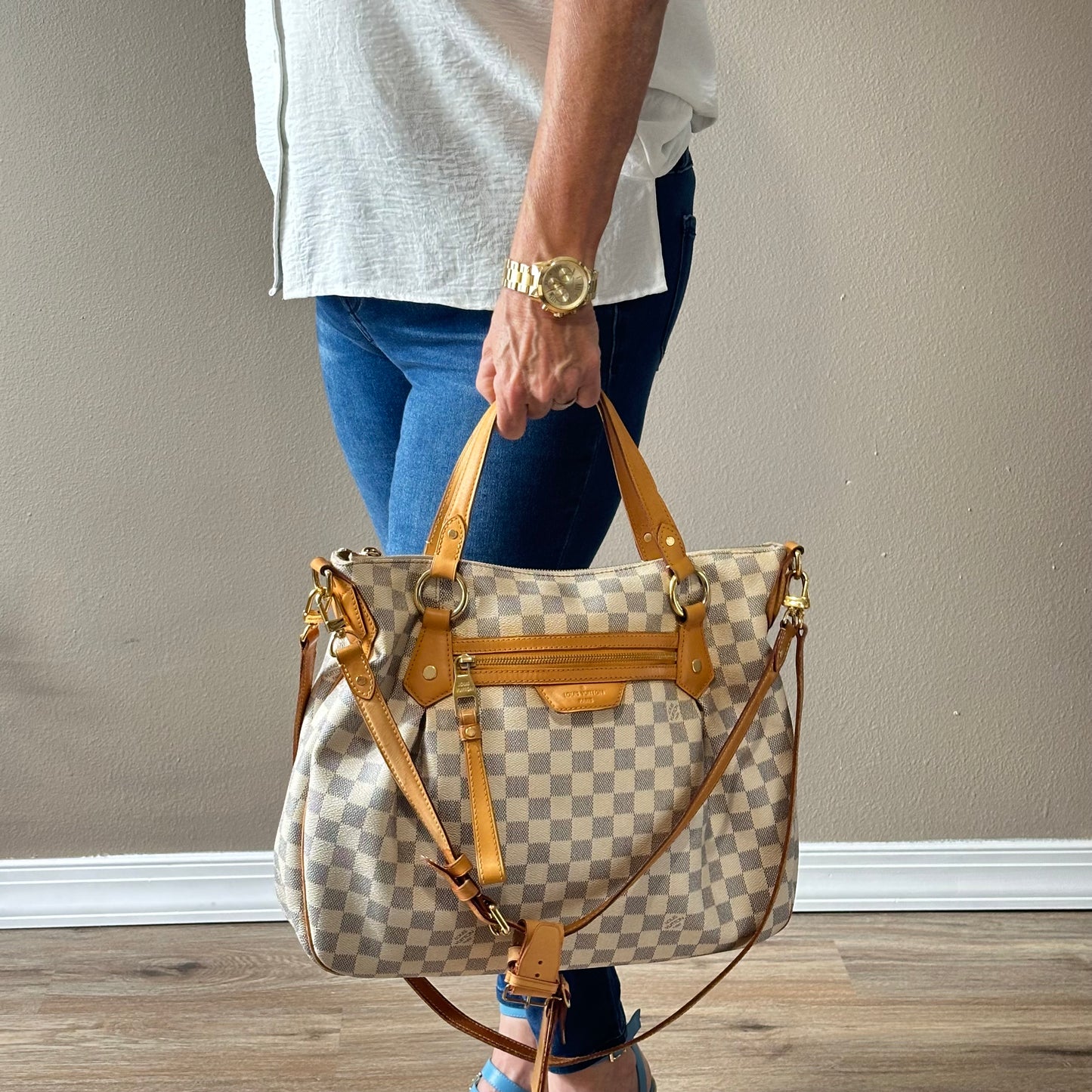 2011 Authentic louis Vuitton Damier Azur Evora MM Handbag Crossbody