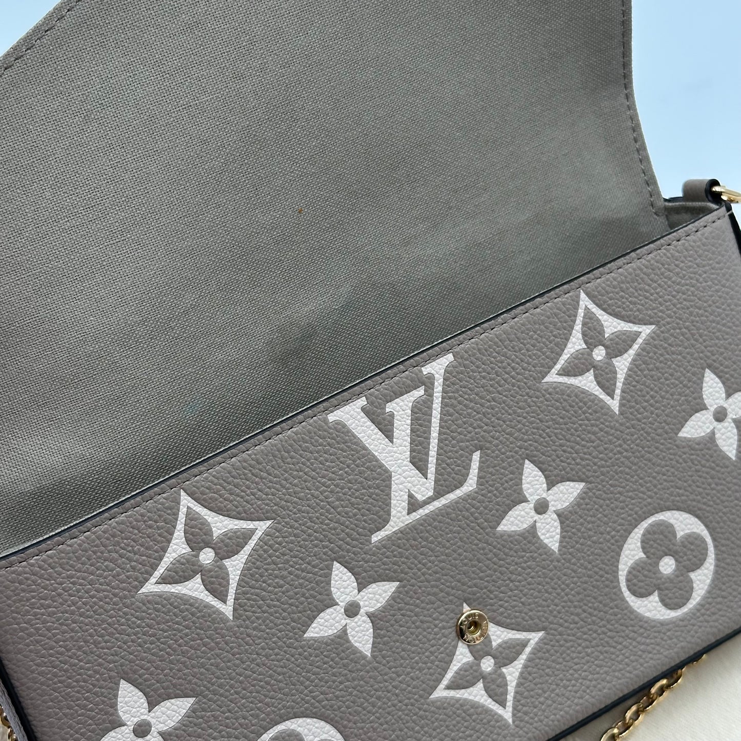 Authentic Louis Vuitton Turtledove Empreinte Felicie Pochette Crossbody