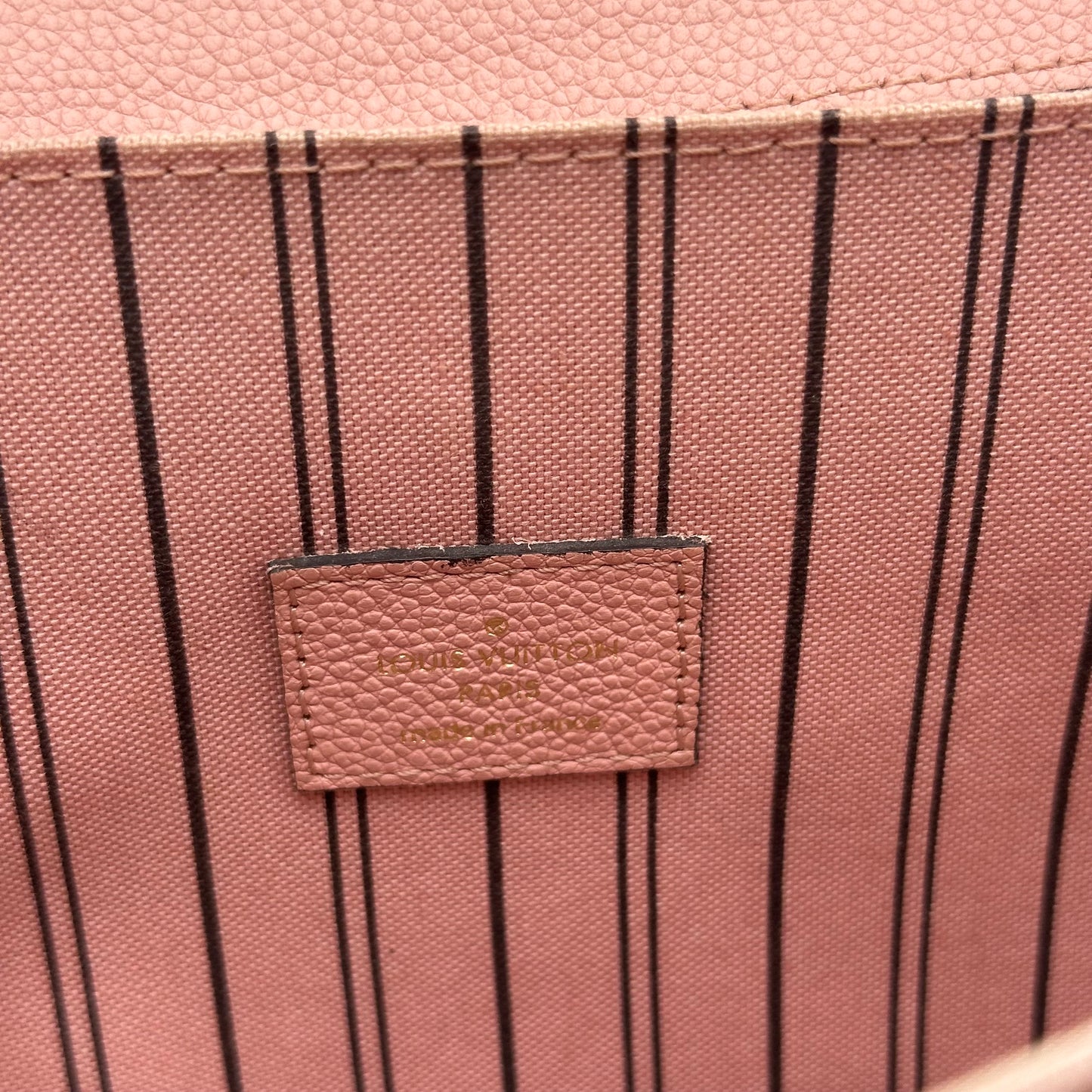 Authentic Louis Vuitton Pochette Métis Monogram Empreinte Rose Pink Crossbody