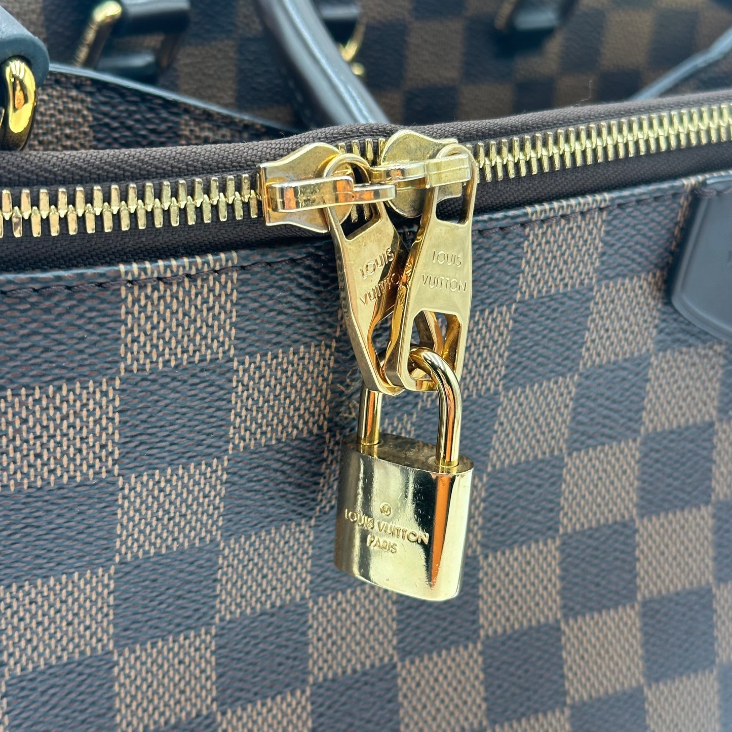 Authentic Louis Vuitton 2016 Damier Ebene Brompton 2-Way Tote