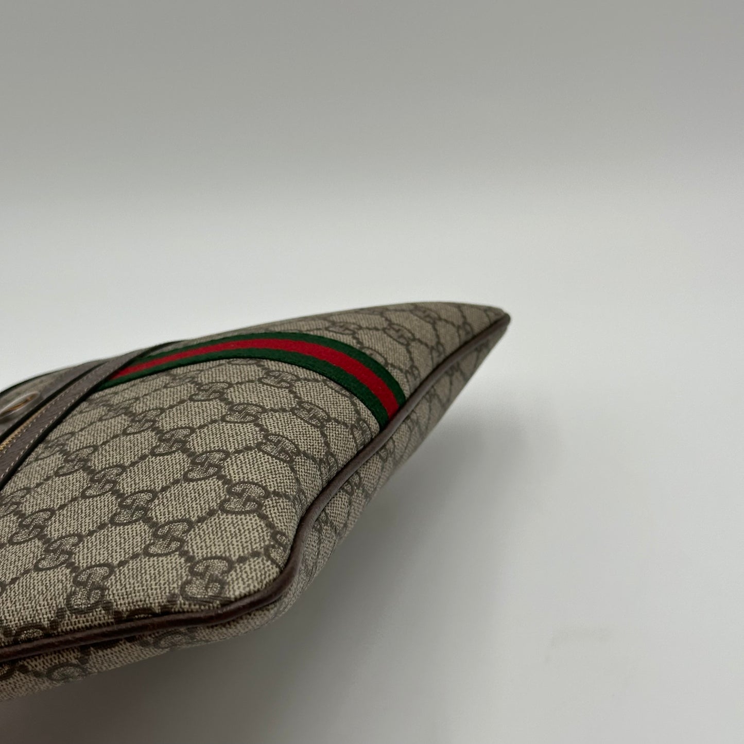 Authentic GUCCI Ophidia Supreme Zipper Clutch Crossbody