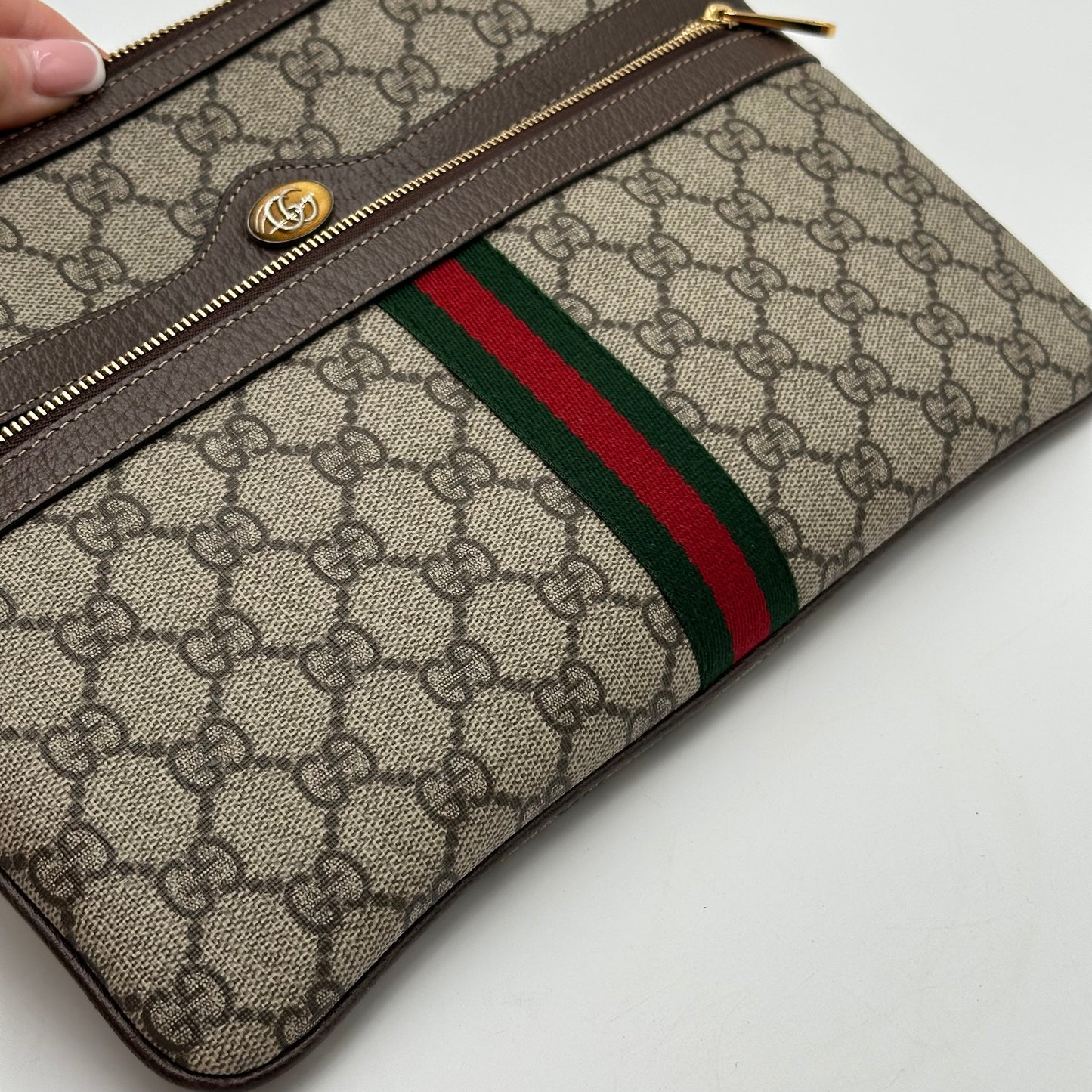 Authentic GUCCI Ophidia Supreme Zipper Clutch Crossbody