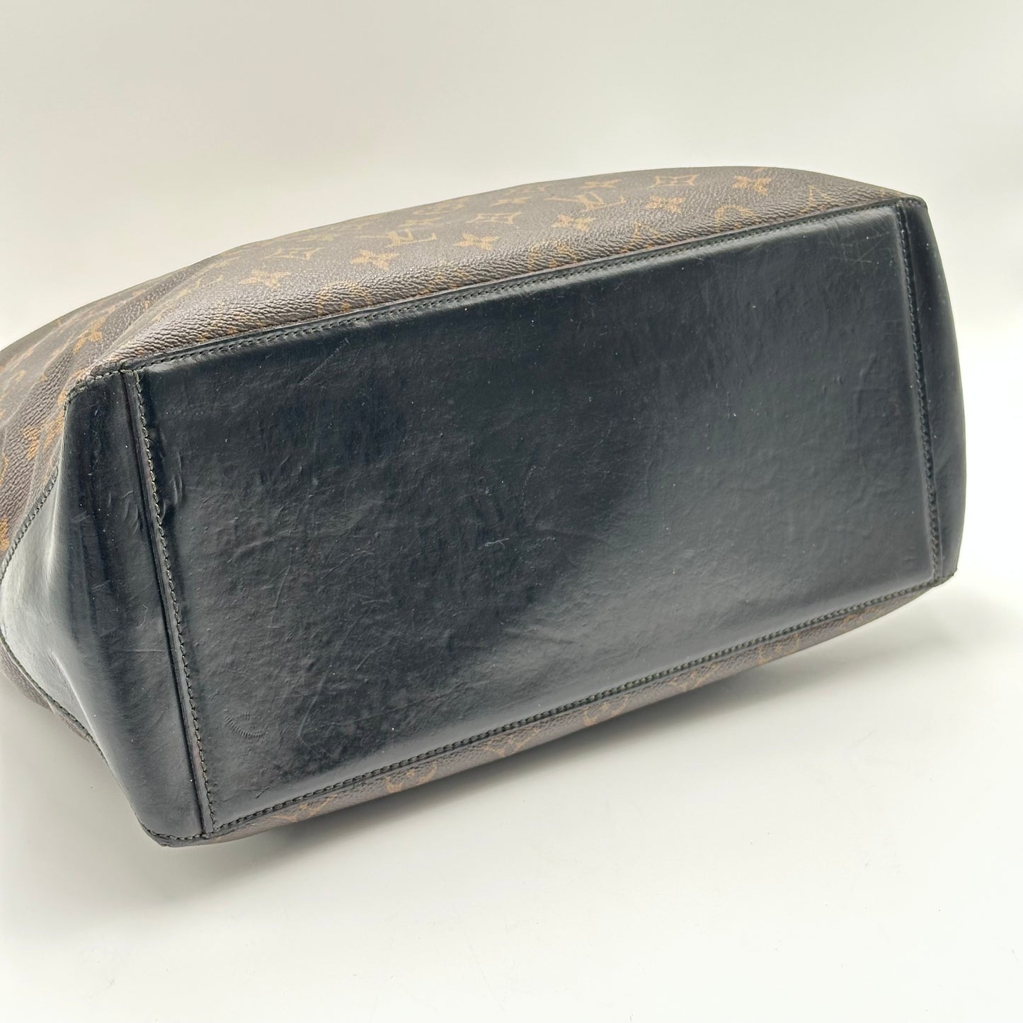 Authentic Louis Vuitton 2000 Monogram Cabas Mezzo Tote