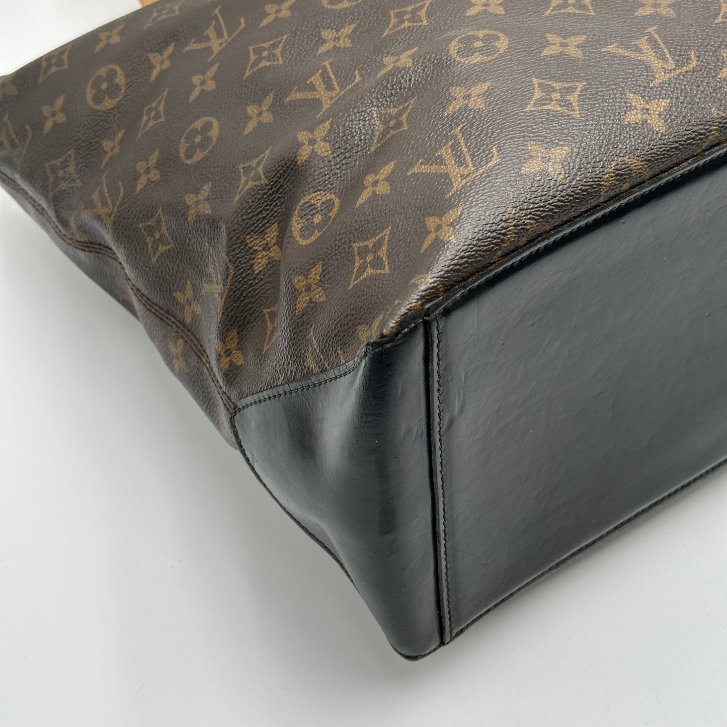 Authentic Louis Vuitton 2000 Monogram Cabas Mezzo Tote
