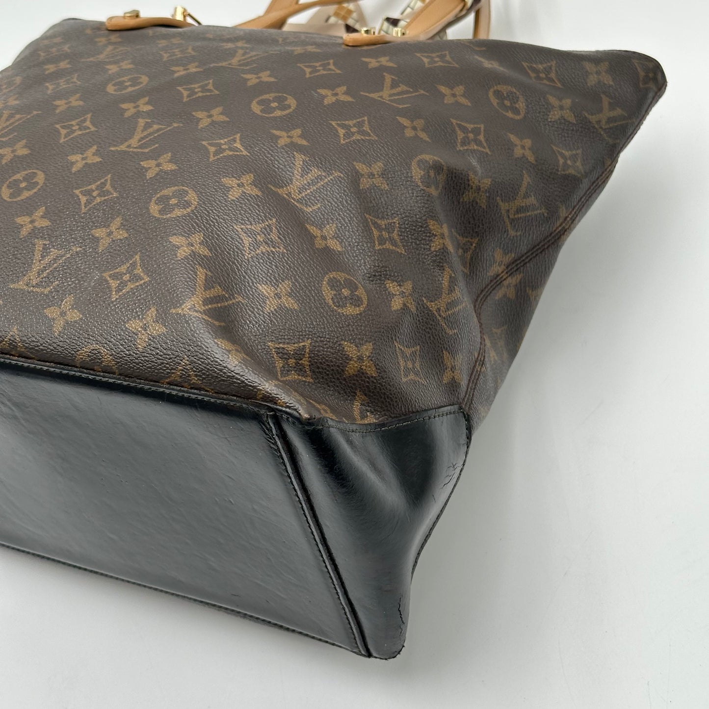 Authentic Louis Vuitton 2000 Monogram Cabas Mezzo Tote