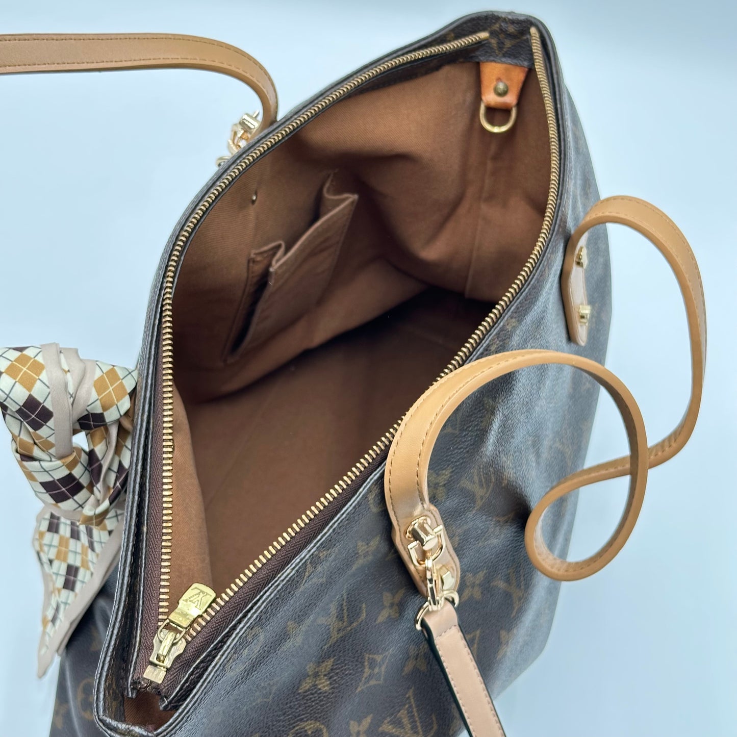 Authentic Louis Vuitton 2000 Monogram Cabas Mezzo Tote