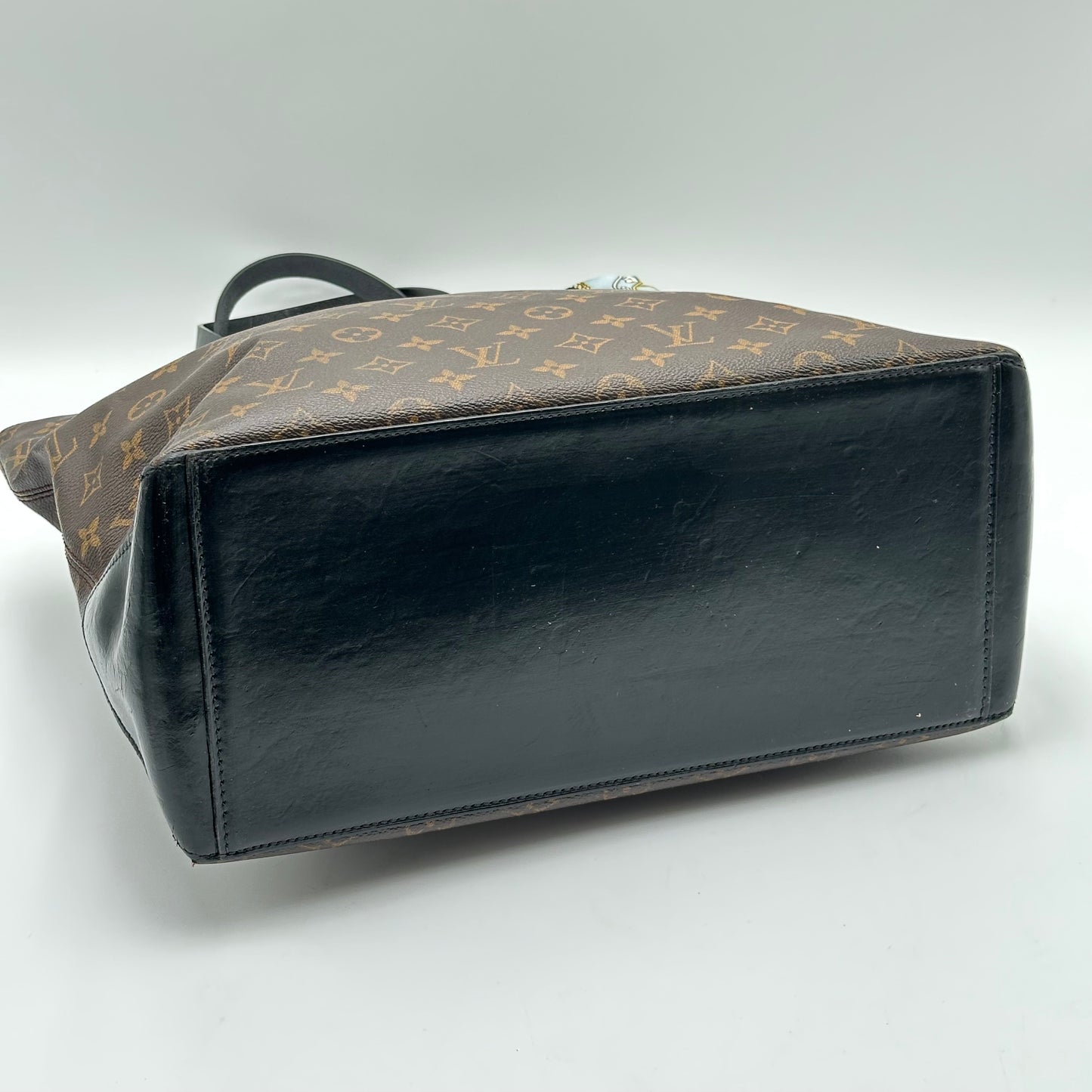 Authentic Louis Vuitton 1999 Monogram Cabas Mezzo Tote