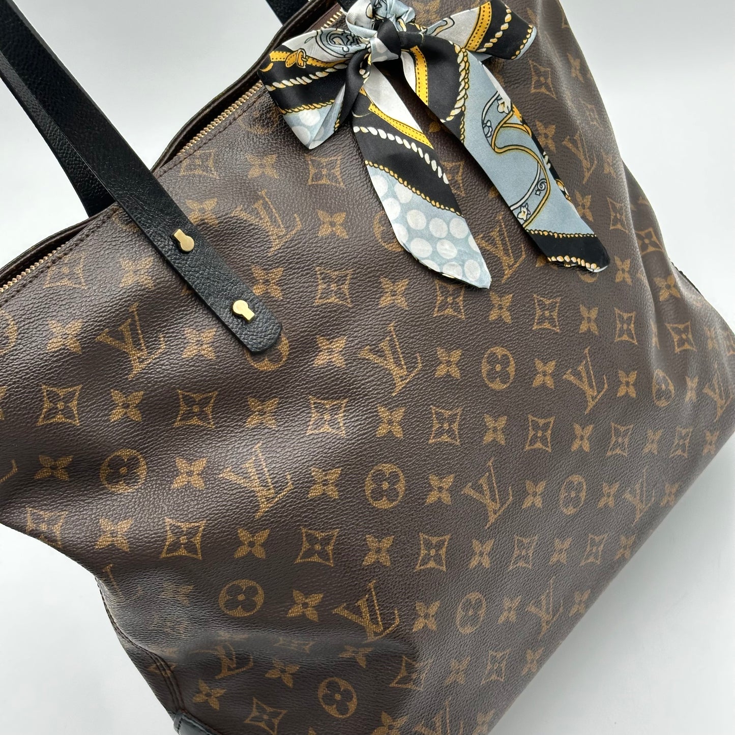 Authentic Louis Vuitton 1999 Monogram Cabas Mezzo Tote