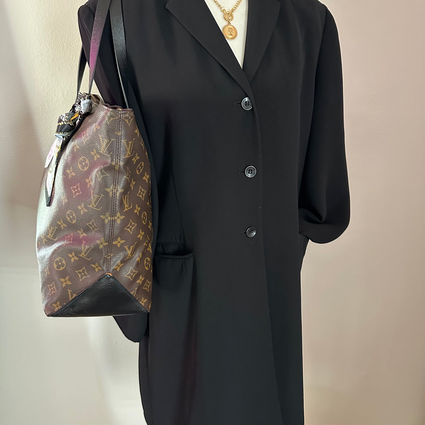 Authentic Louis Vuitton 1999 Monogram Cabas Mezzo Tote