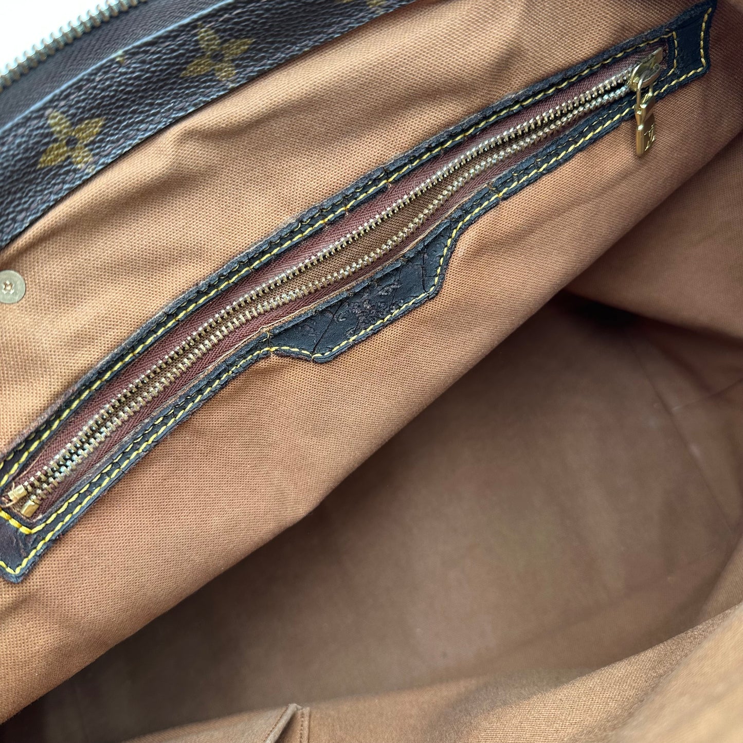 Authentic Louis Vuitton 1999 Monogram Cabas Mezzo Tote