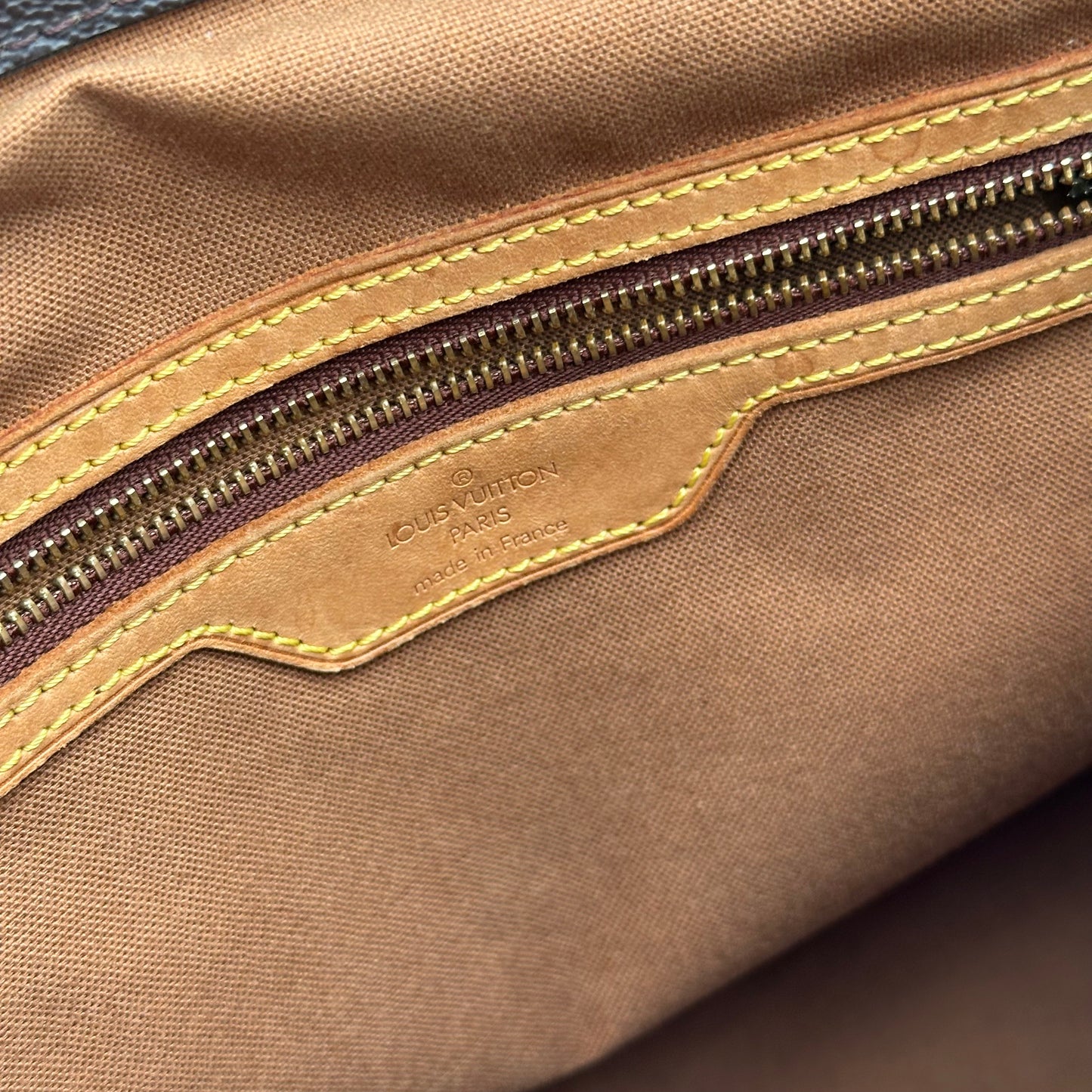 Authentic Louis Vuitton 1999 Monogram Cabas Mezzo Tote