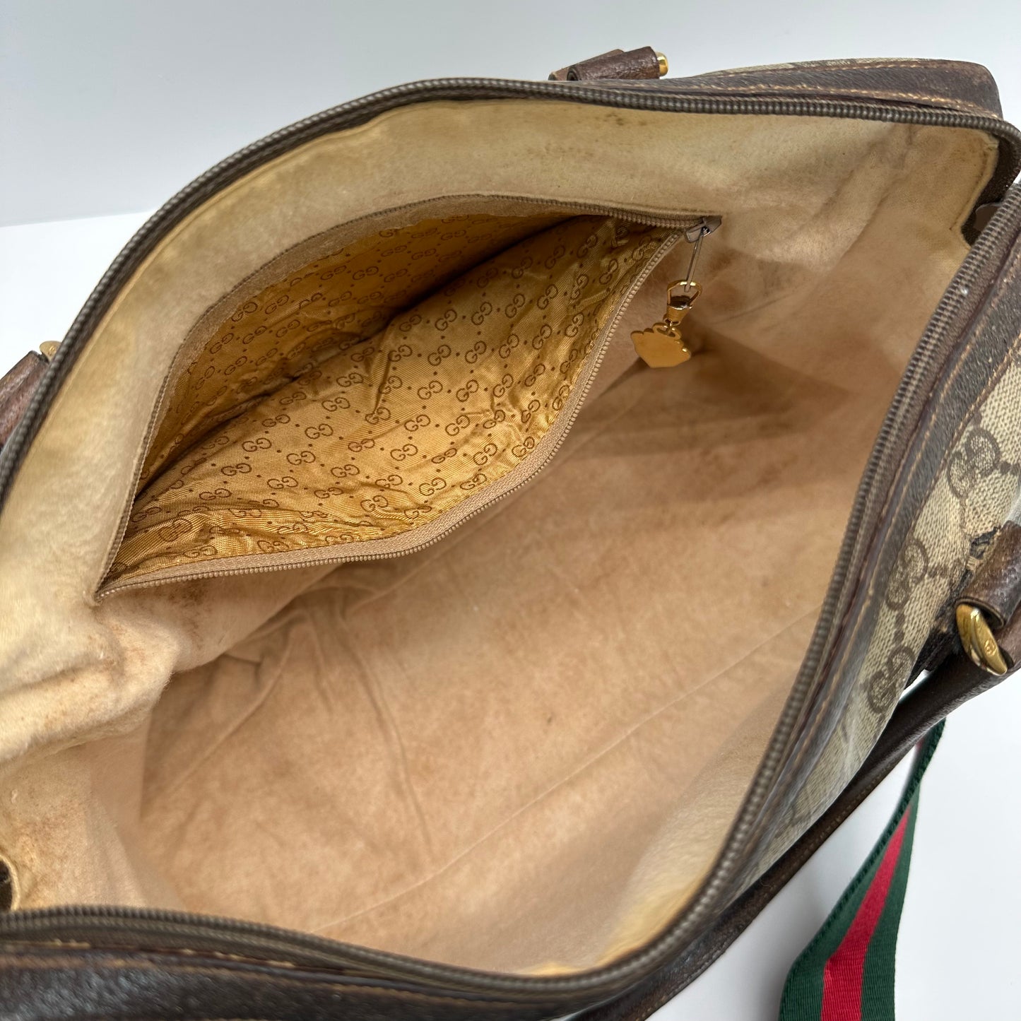 Authentic GUCCI Soho 2-Way Boston Handbag