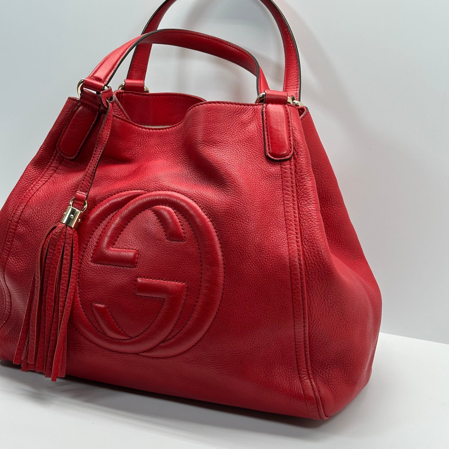 Authentic GUCCI Red Pebbled Leather Soho Top Handle Tote Bag