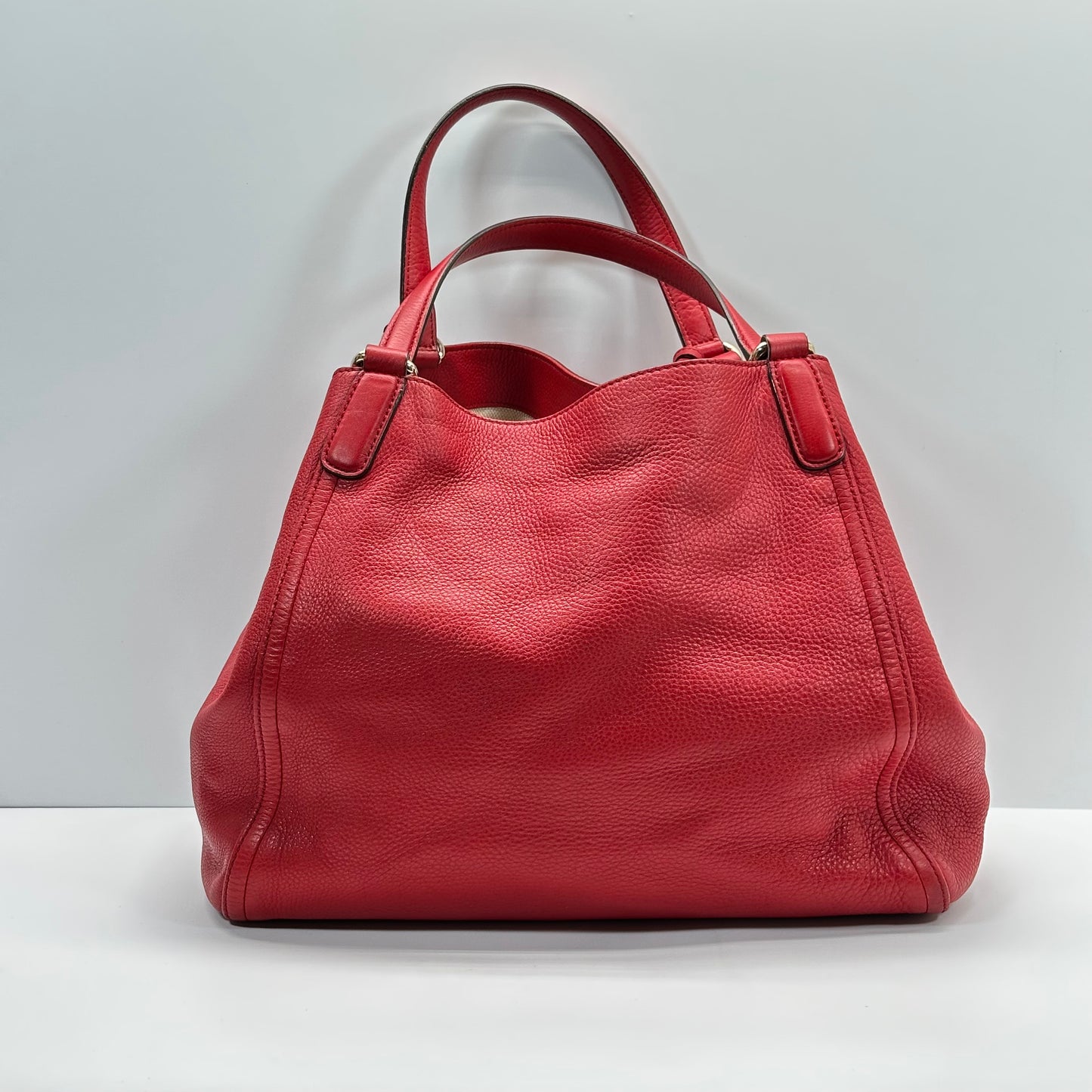 Authentic GUCCI Red Pebbled Leather Soho Top Handle Tote Bag