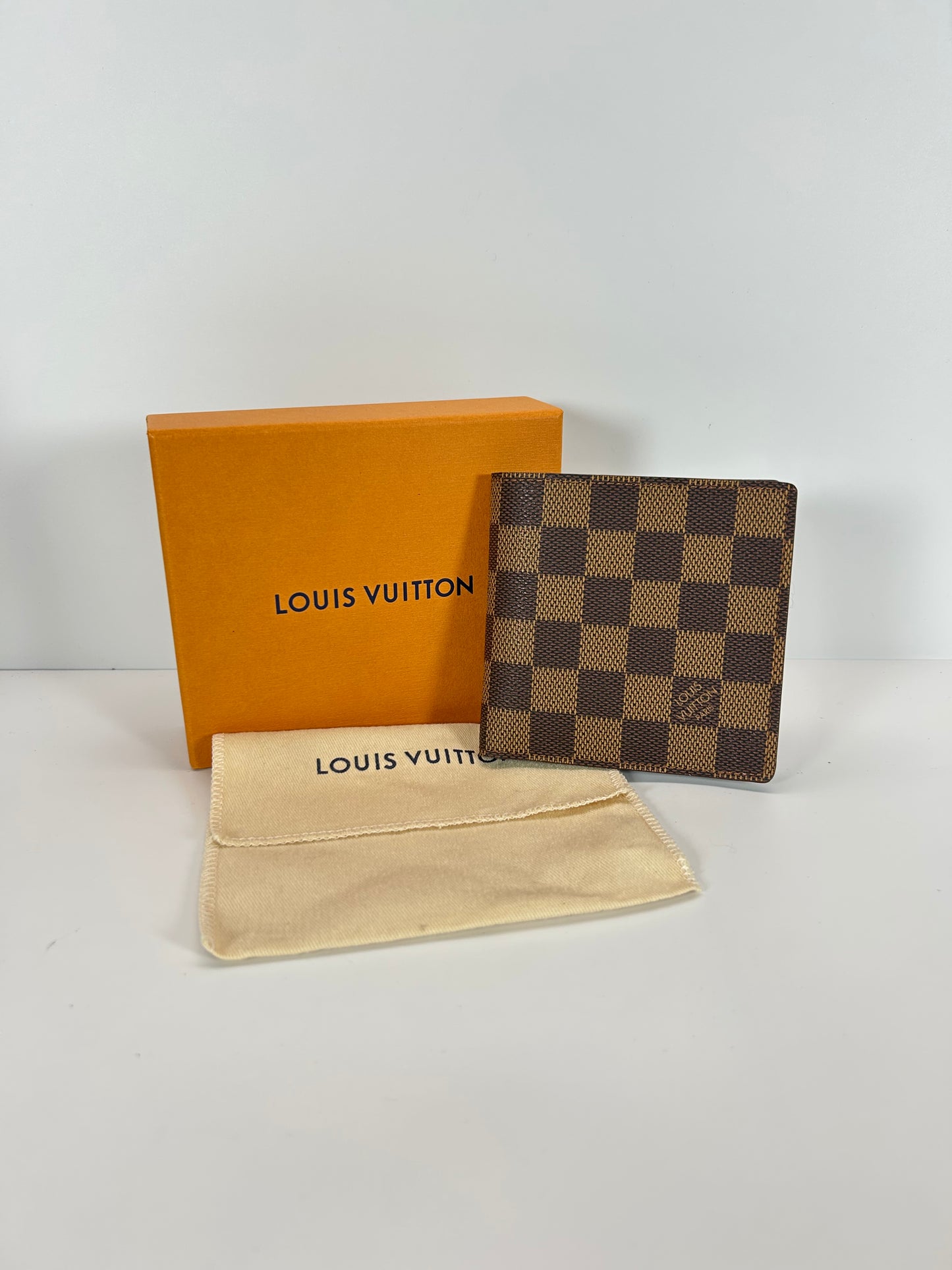 Authentic Louis Vuitton Damier Ebene Men's Bifold Wallet