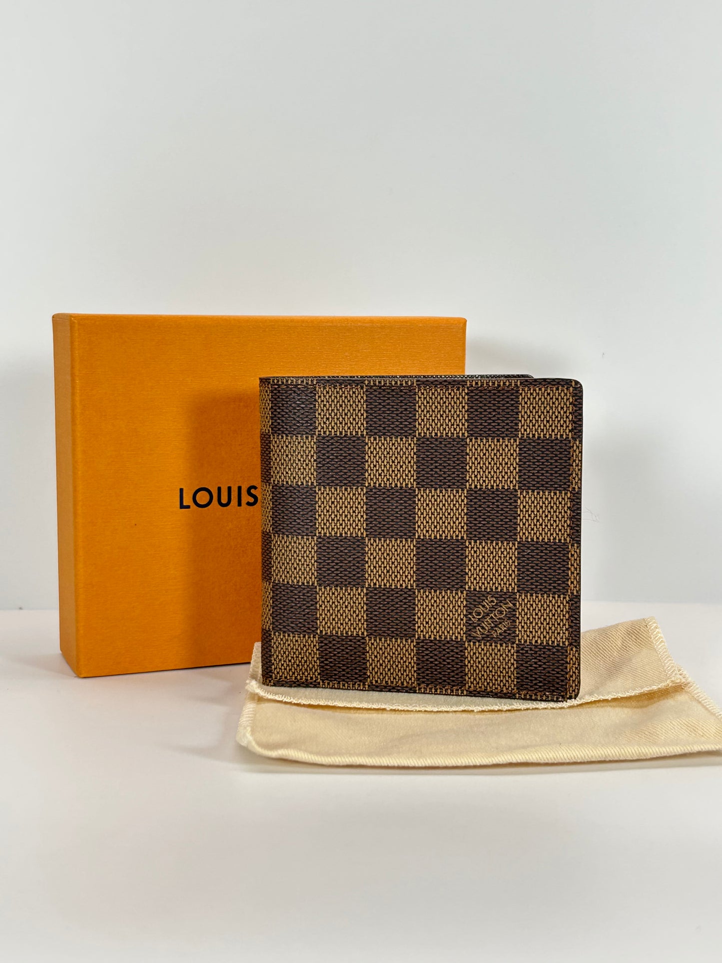Authentic Louis Vuitton Damier Ebene Men's Bifold Wallet