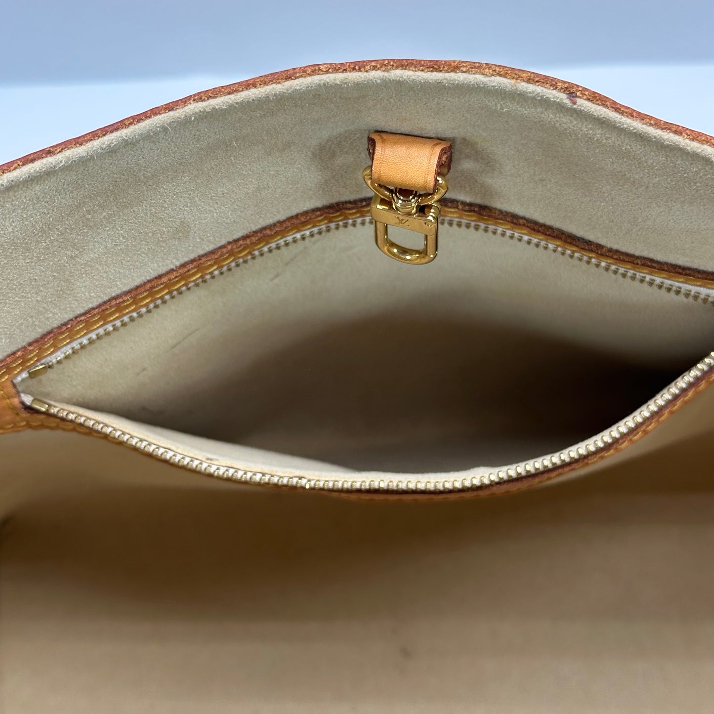 Authentic Louis Vuitton Damier Azur Hampstead PM Shoulder Bag