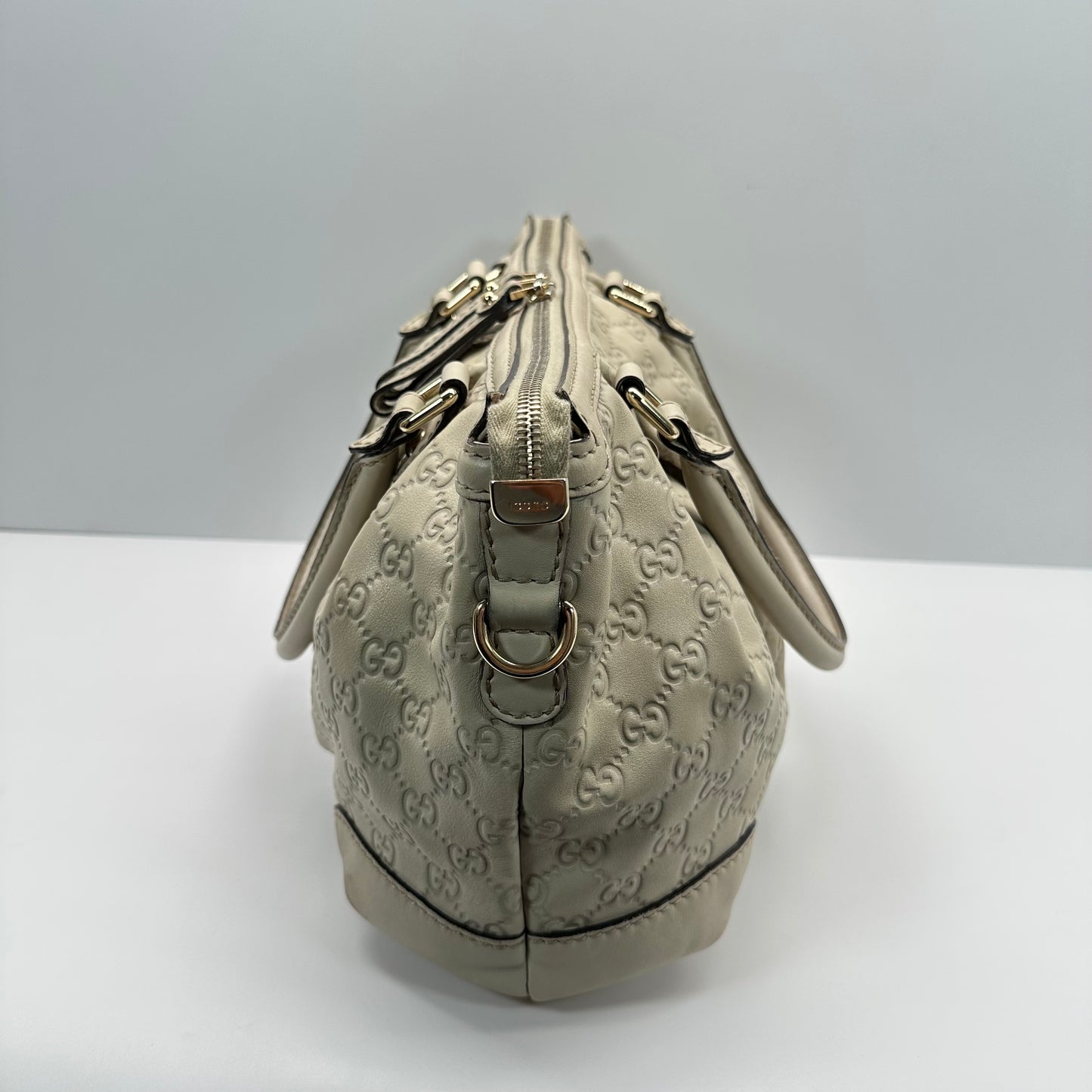 Authentic GUCCI Guccissima Medium Sukey Top Handle Bag