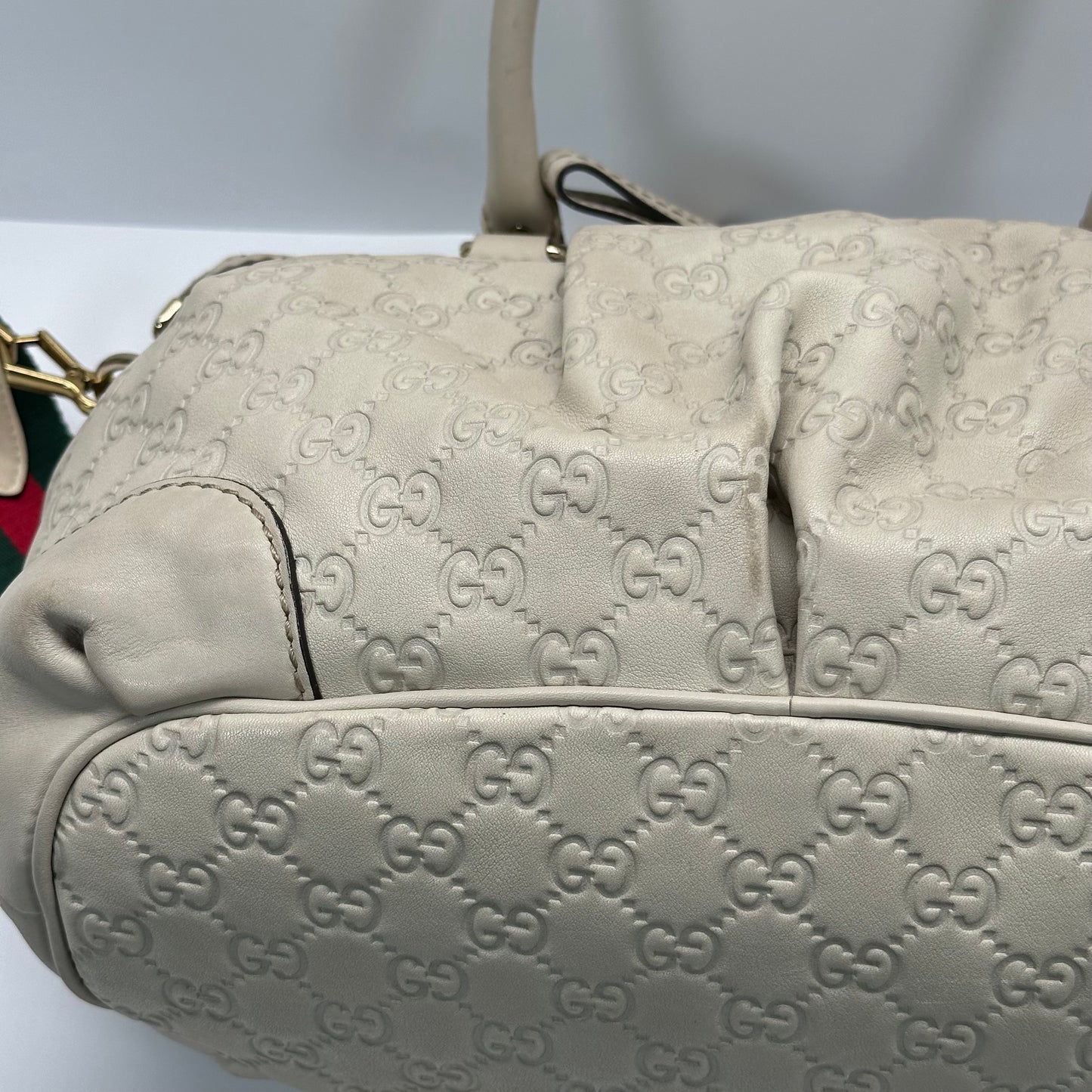 Authentic GUCCI Guccissima Medium Sukey Top Handle Bag