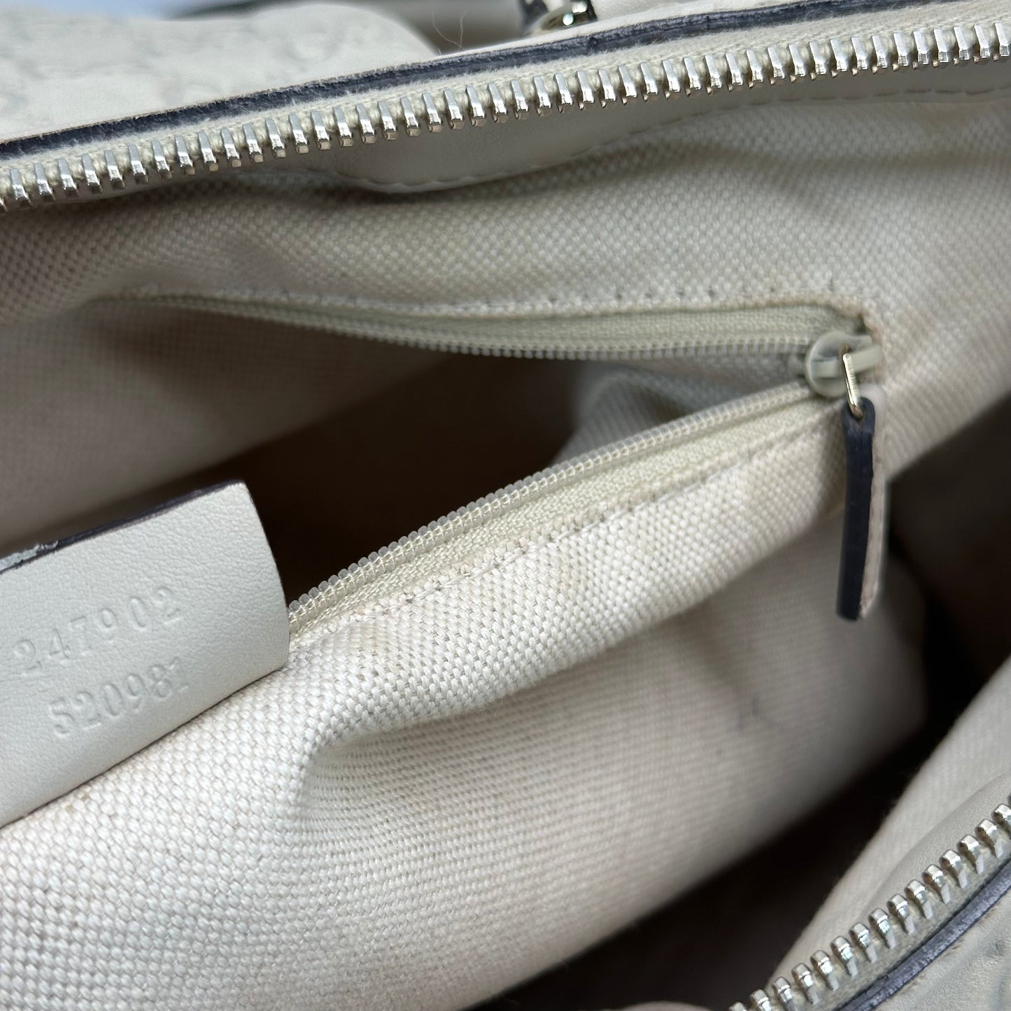 Authentic GUCCI Guccissima Medium Sukey Top Handle Bag