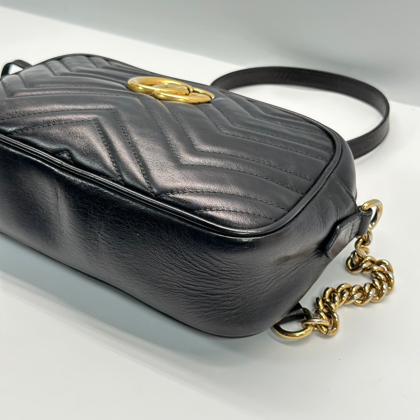 Authentic GUCCI Marmont Camera Crossbody