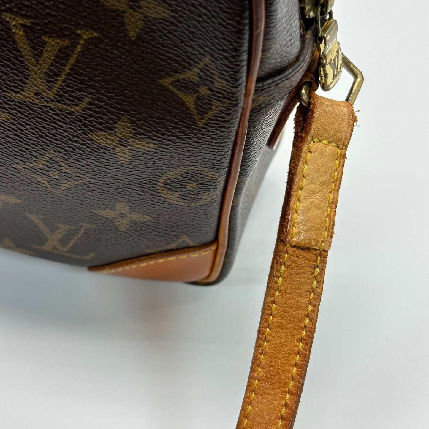 Authentic Louis Vuitton 2003 Monogram Trocadero 27 Crossbody
