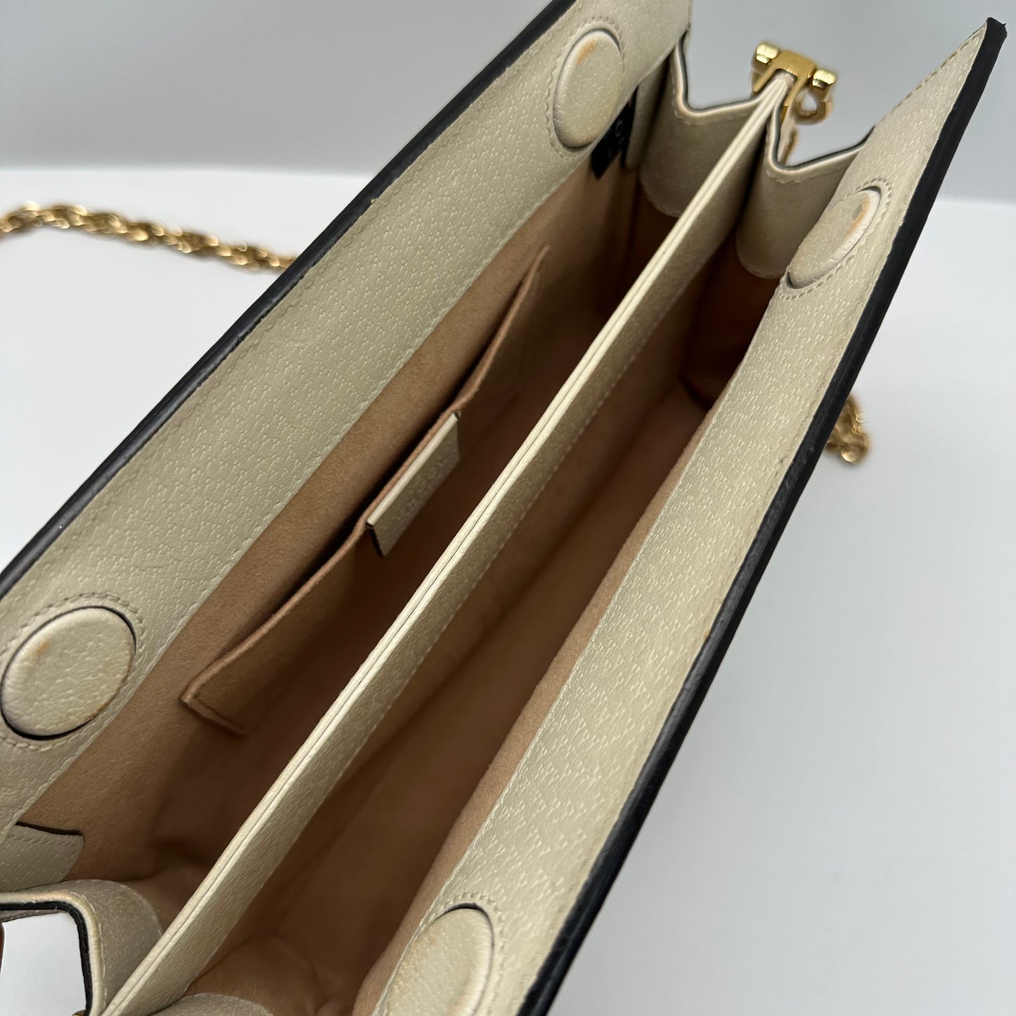 Authentic GUCCI White Ophidia Medium Chain Shoulder Bag