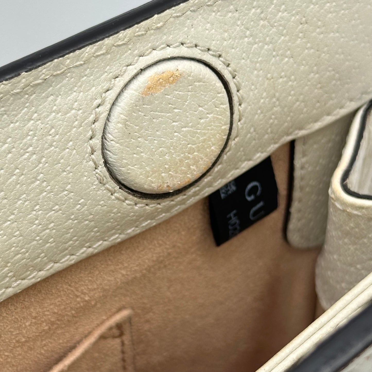 Authentic GUCCI White Ophidia Medium Chain Shoulder Bag