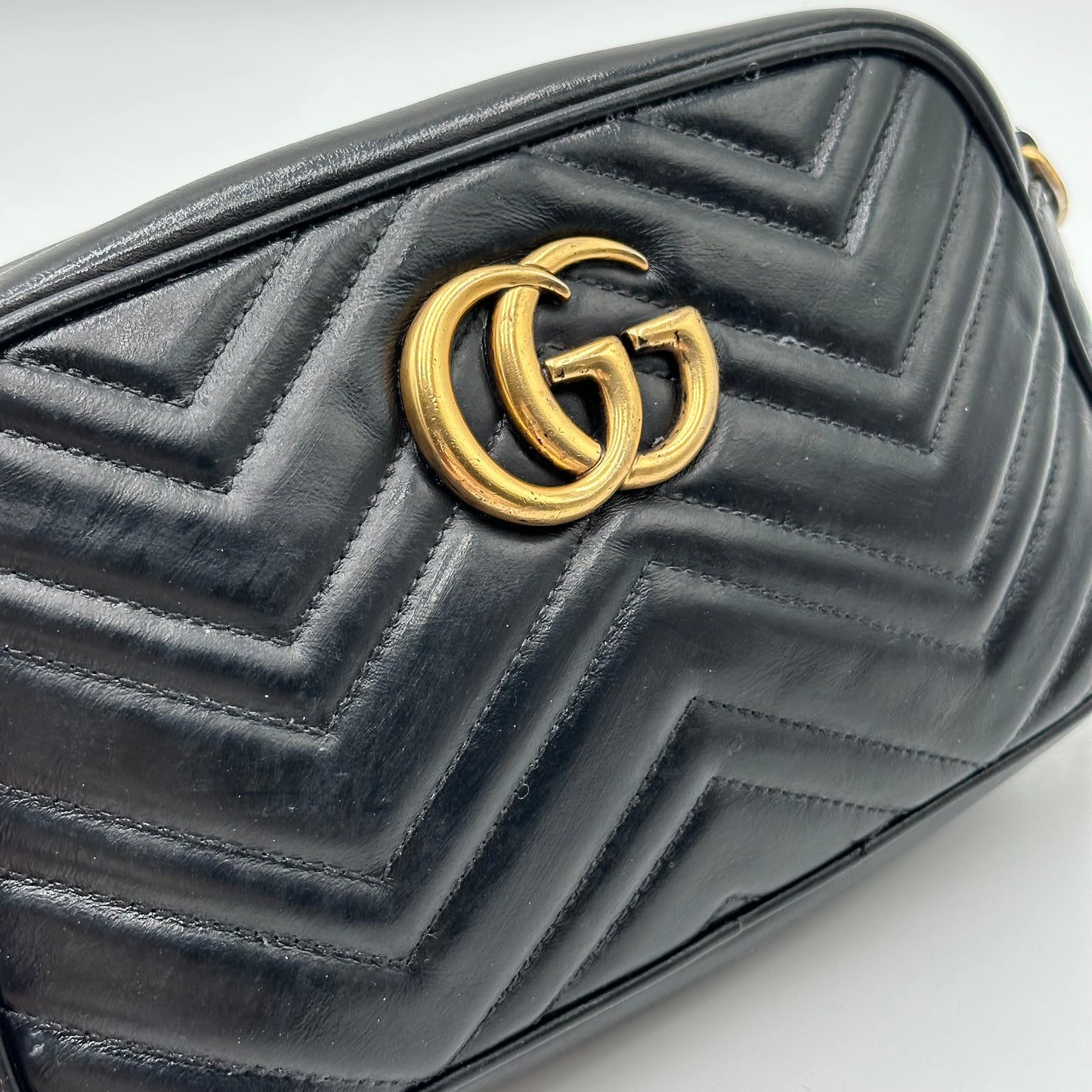 Authentic GUCCI Black Marmont V Stitch Crossbody