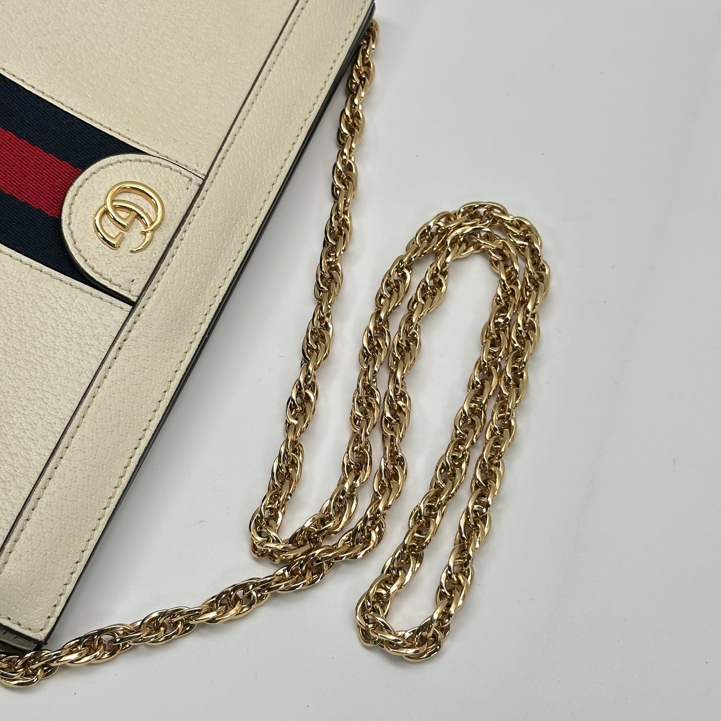 Authentic GUCCI White Ophidia Medium Chain Shoulder Bag