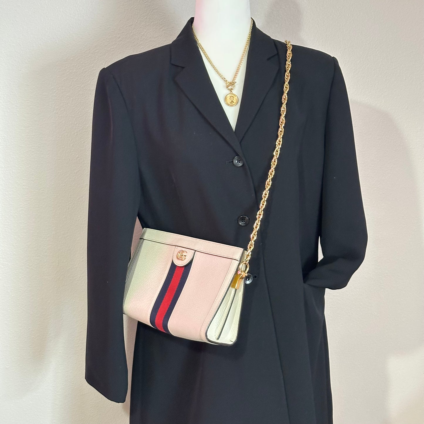 Authentic GUCCI White Ophidia Medium Chain Shoulder Bag