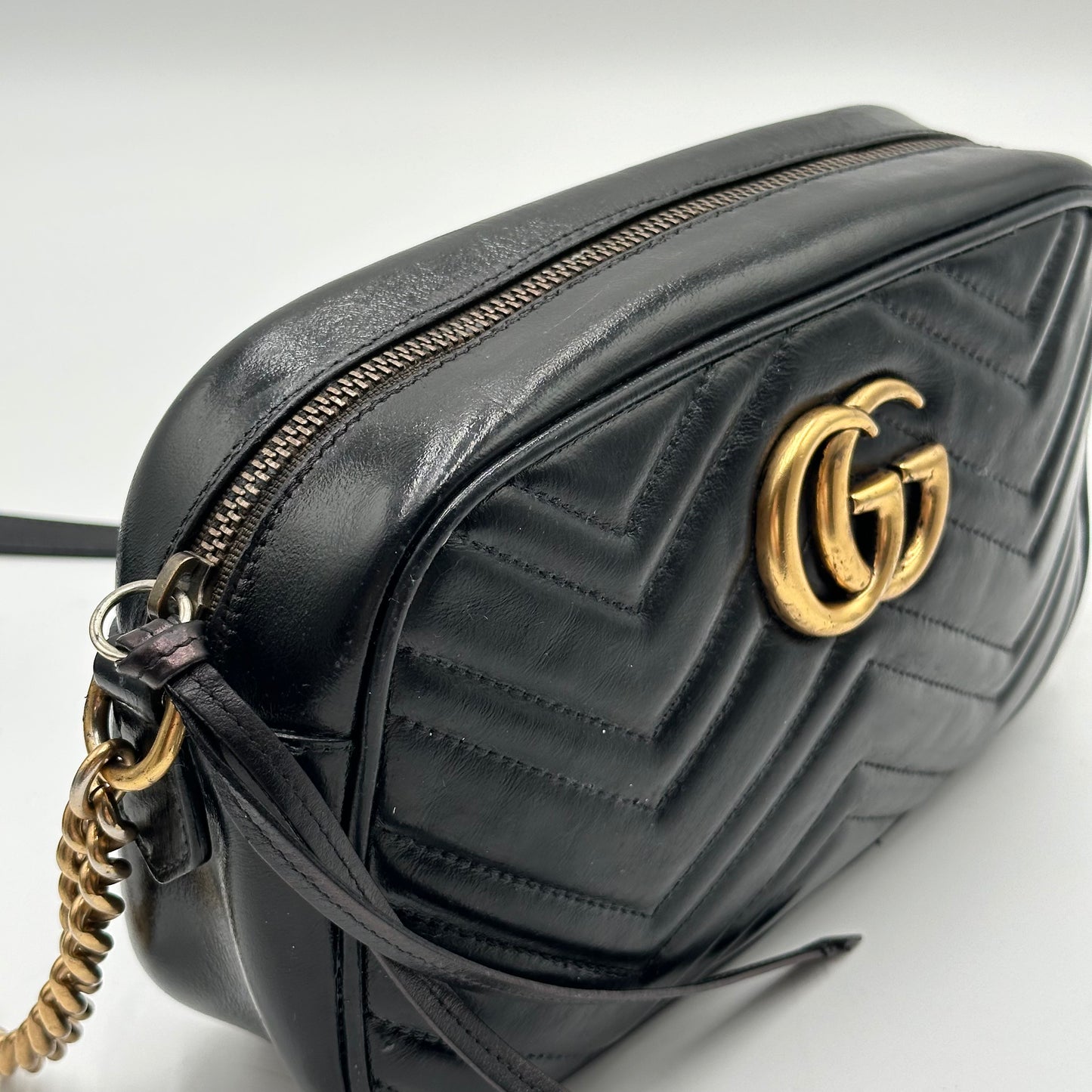 Authentic GUCCI Black Marmont V Stitch Crossbody