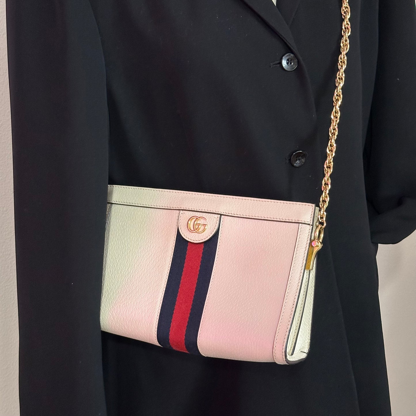 Authentic GUCCI White Ophidia Medium Chain Shoulder Bag